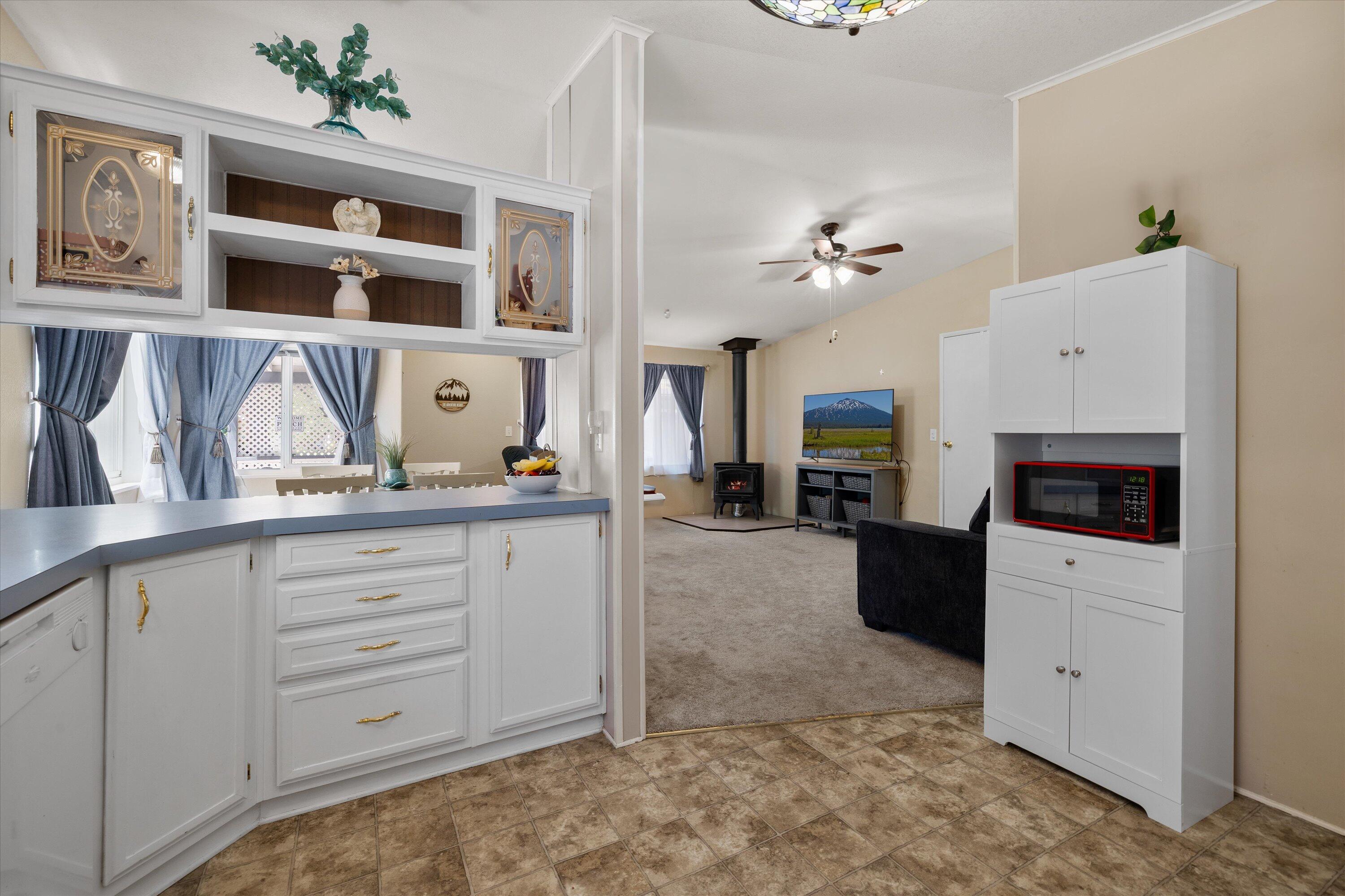 61060 Kings Lane, 106