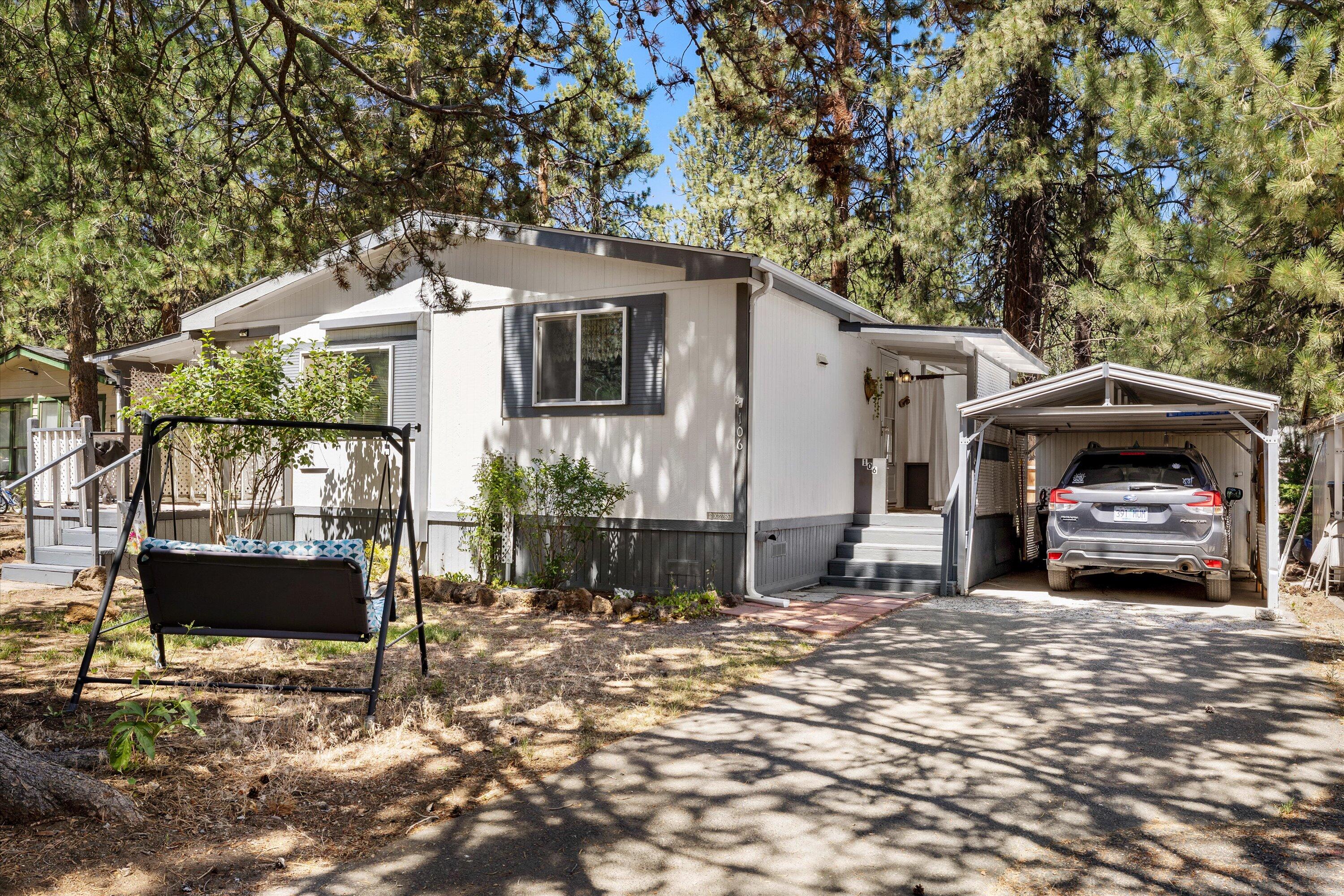 61060 Kings Lane, 106