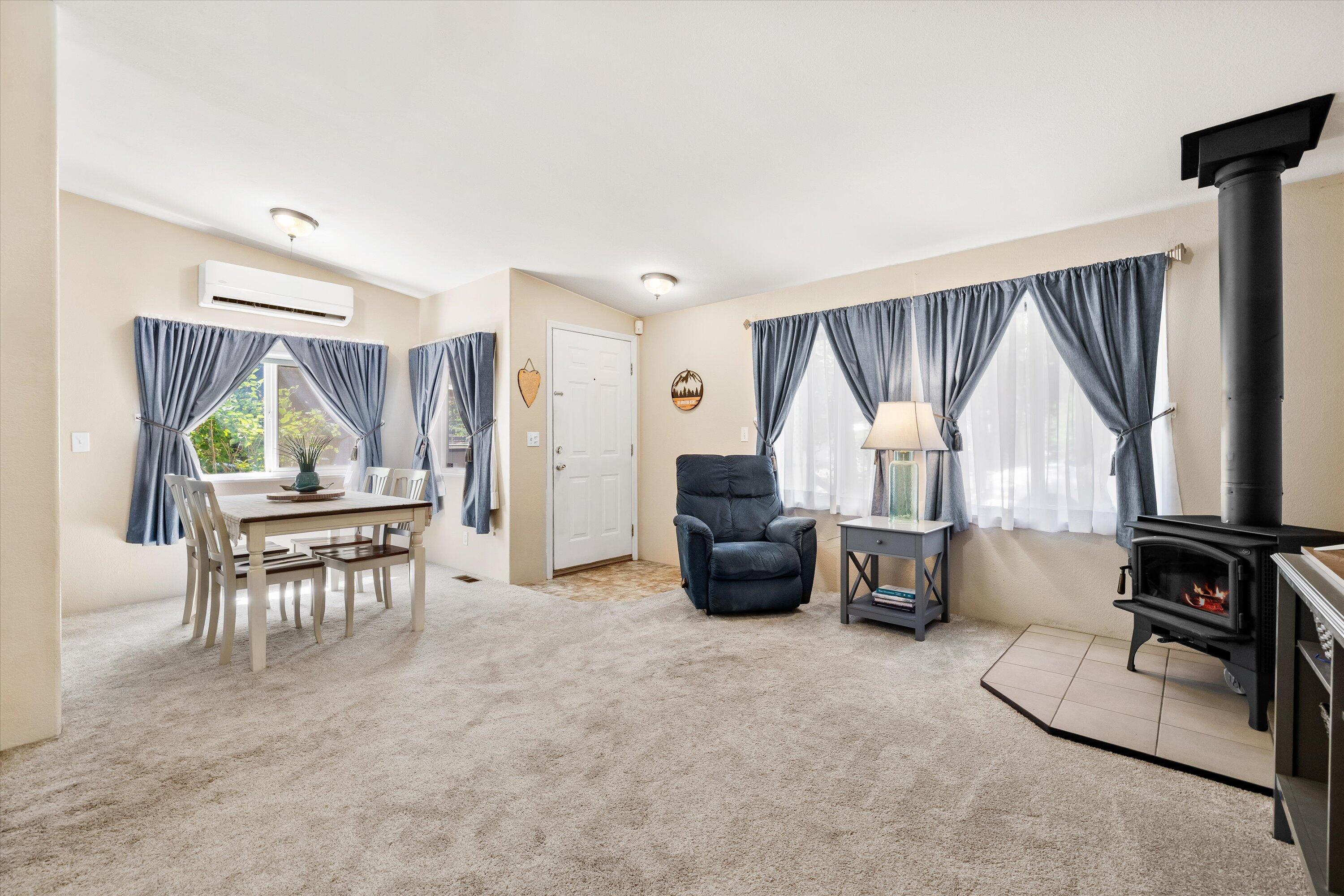 61060 Kings Lane, 106