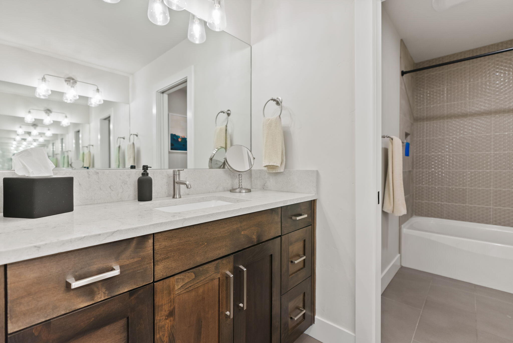 60887 SW Headwaters Loop