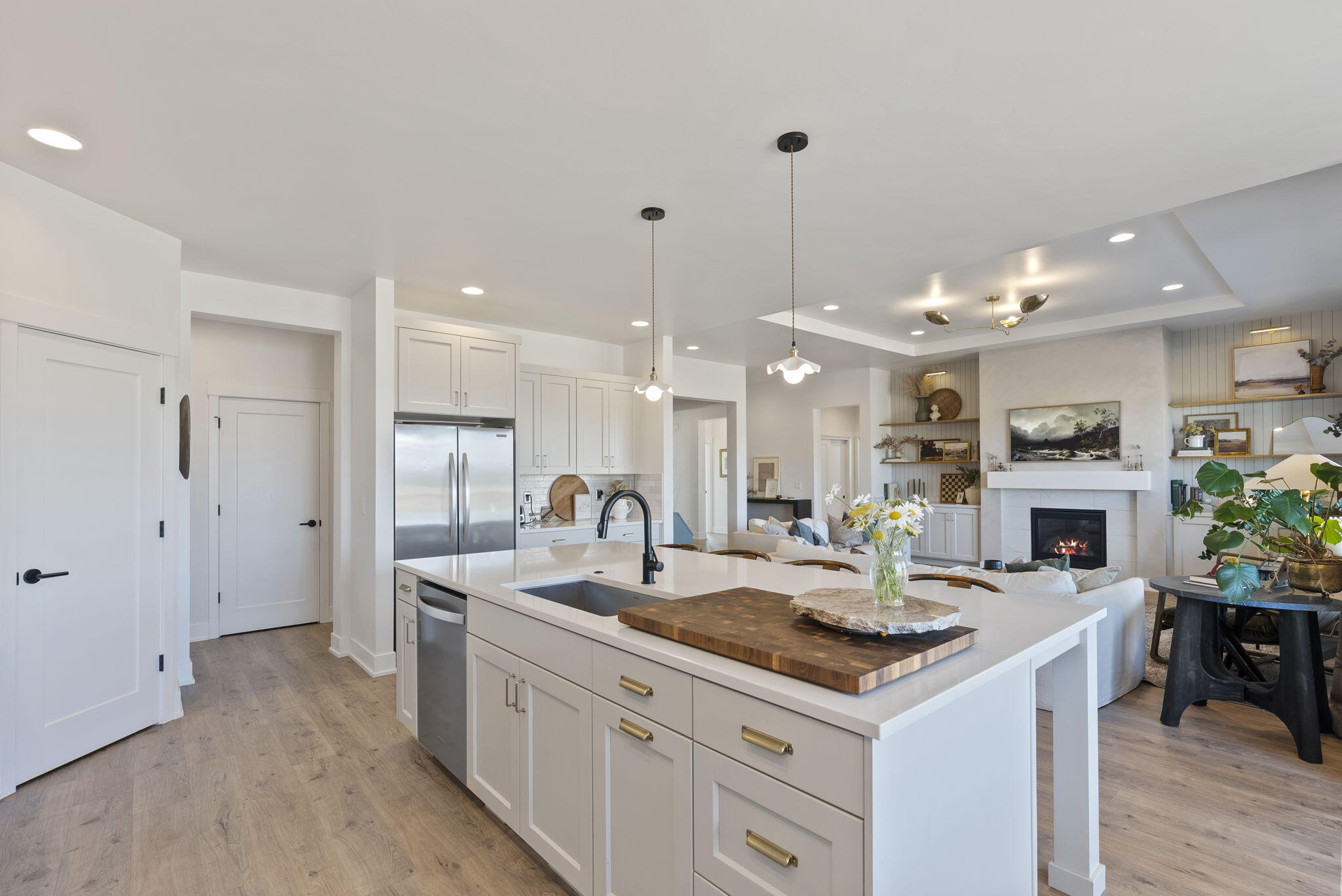 3811 NE Oakside
