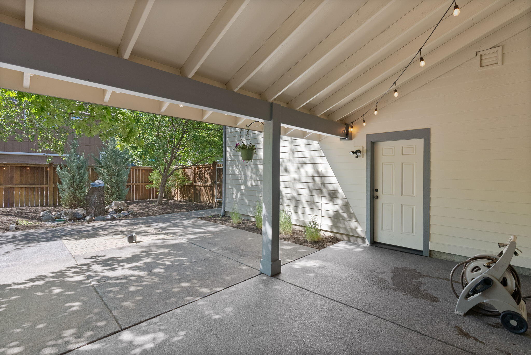 20421 Aberdeen Drive