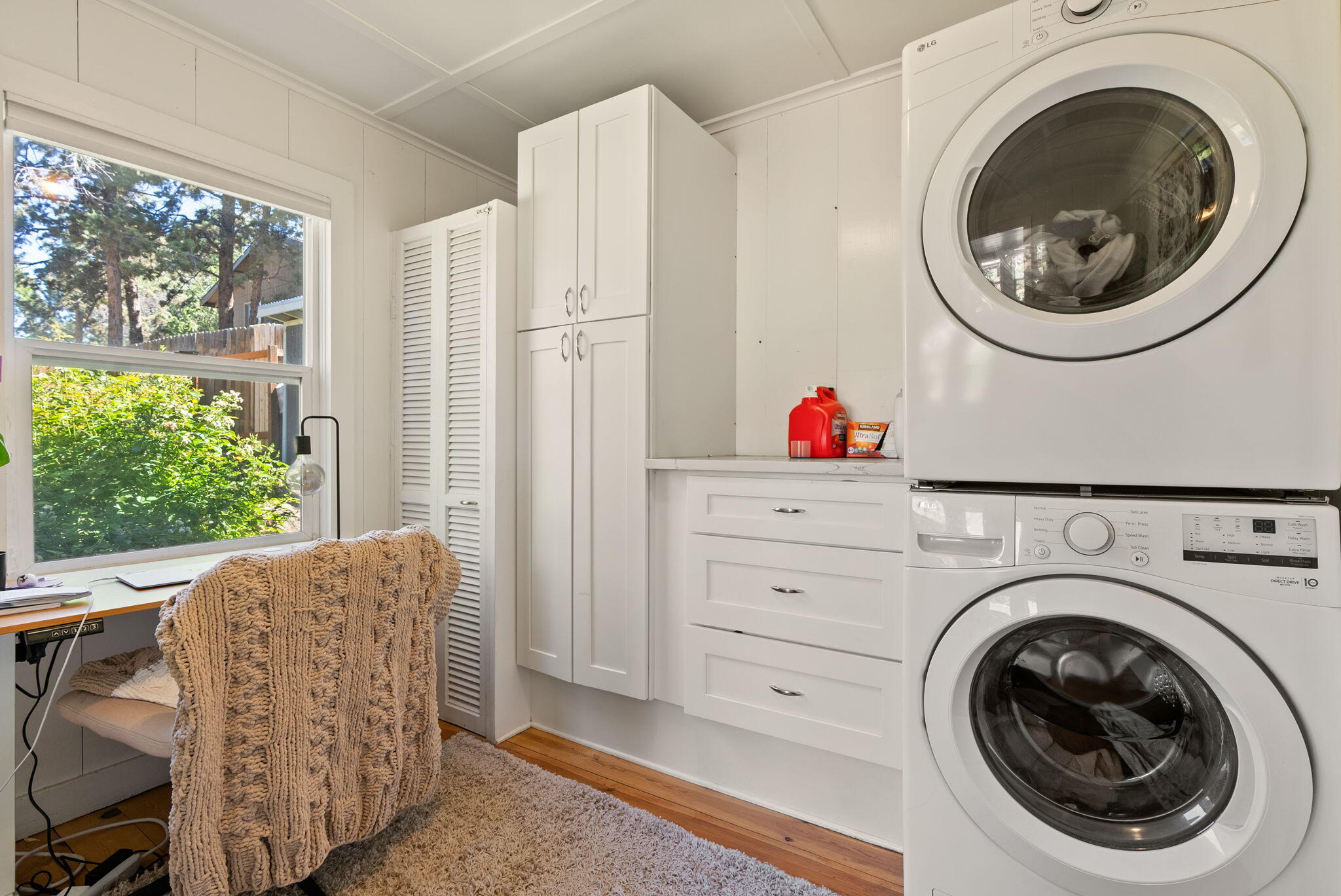 664 NE Quimby Avenue