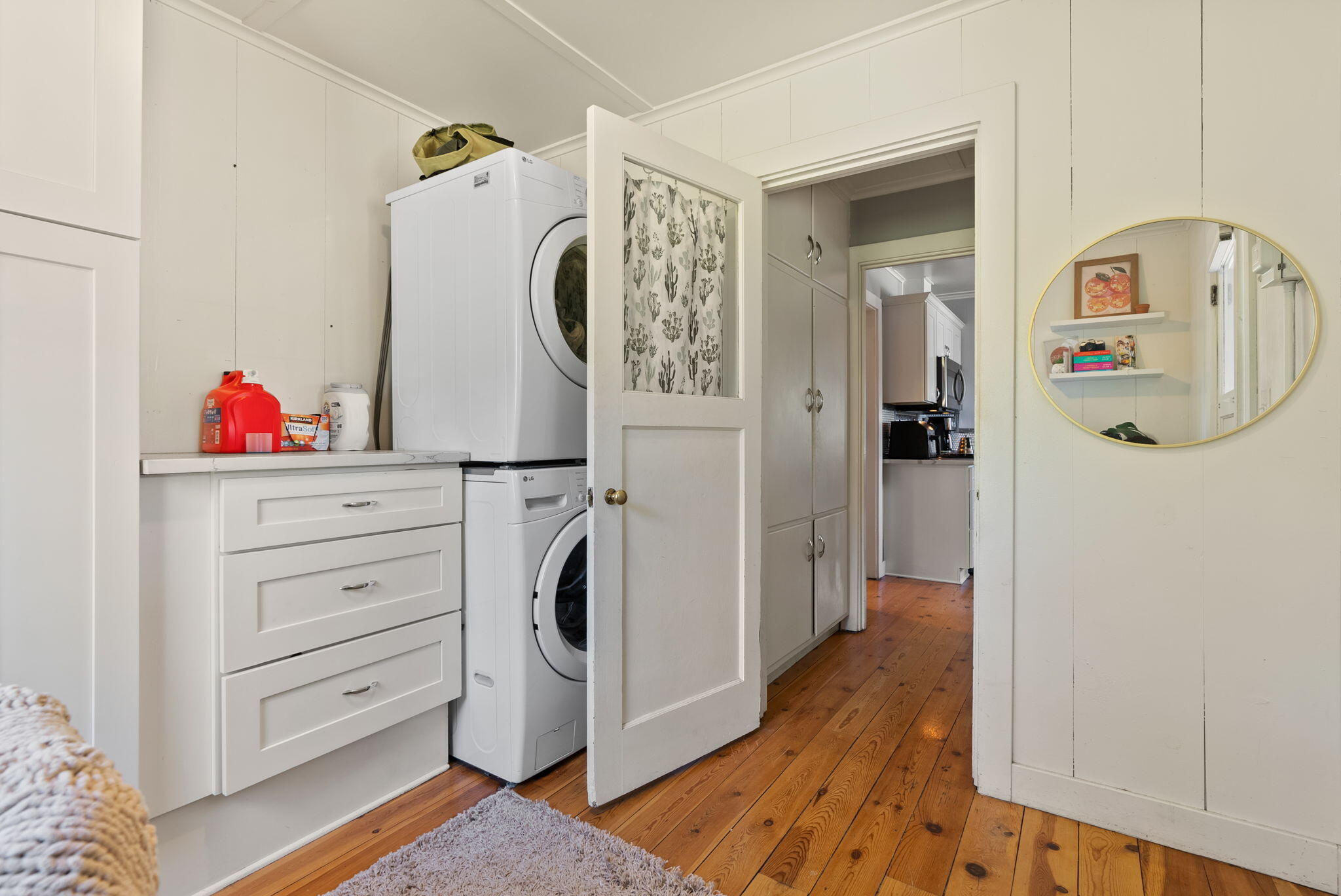 664 NE Quimby Avenue