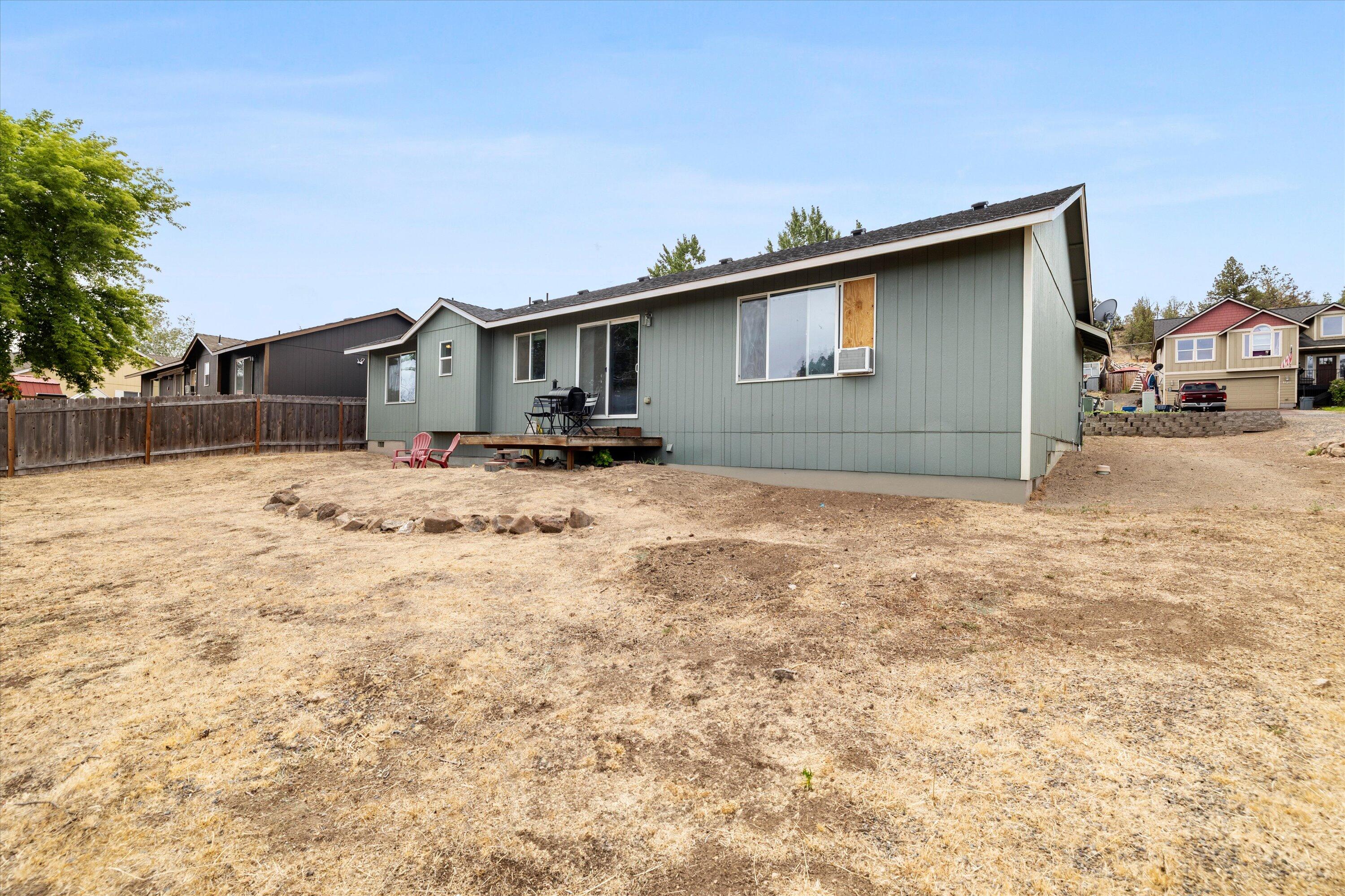 1405 Majestic Rock Drive