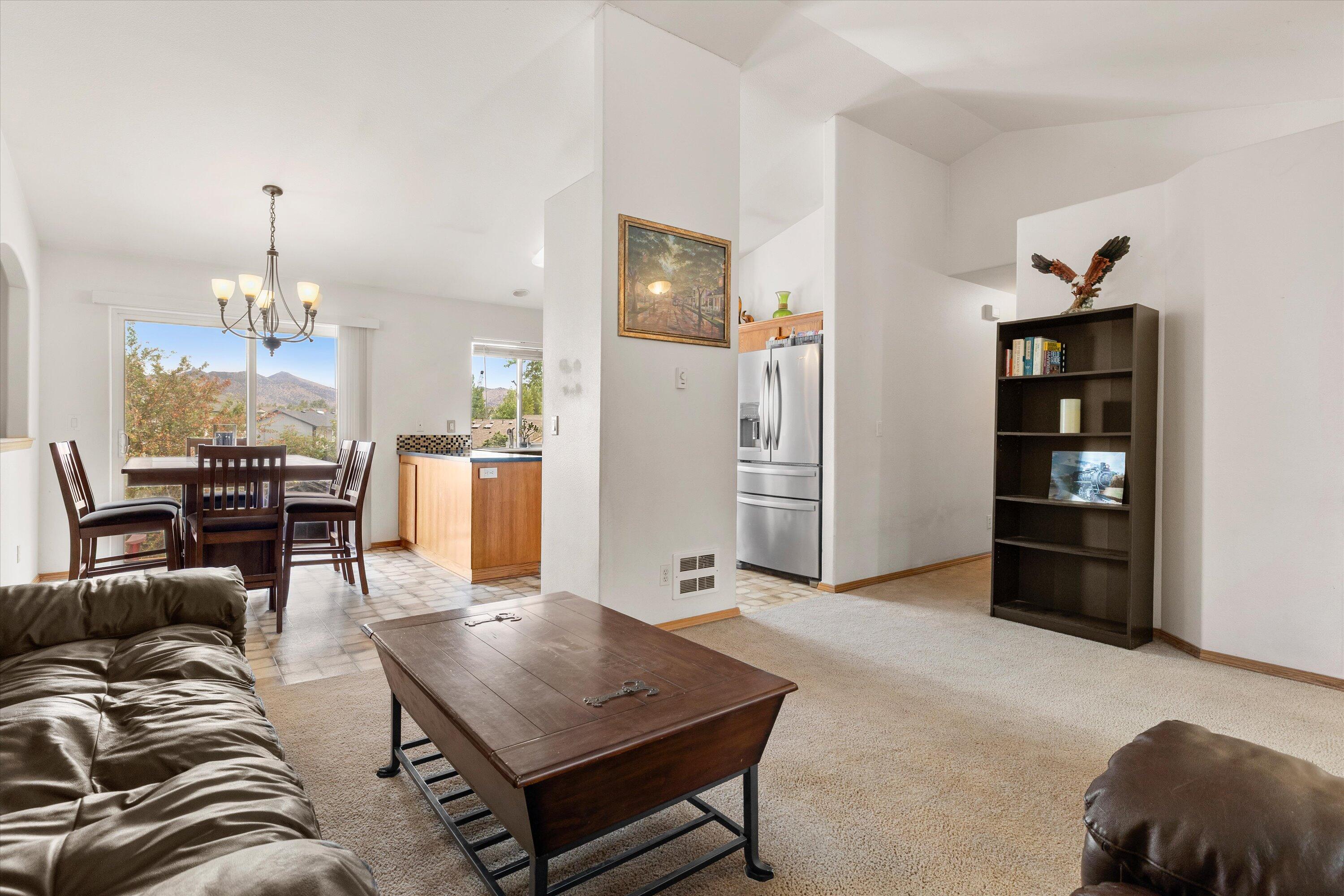 1405 Majestic Rock Drive