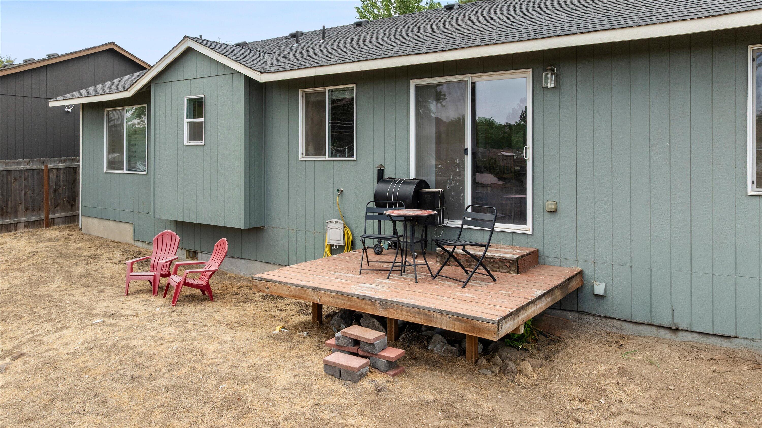 1405 Majestic Rock Drive