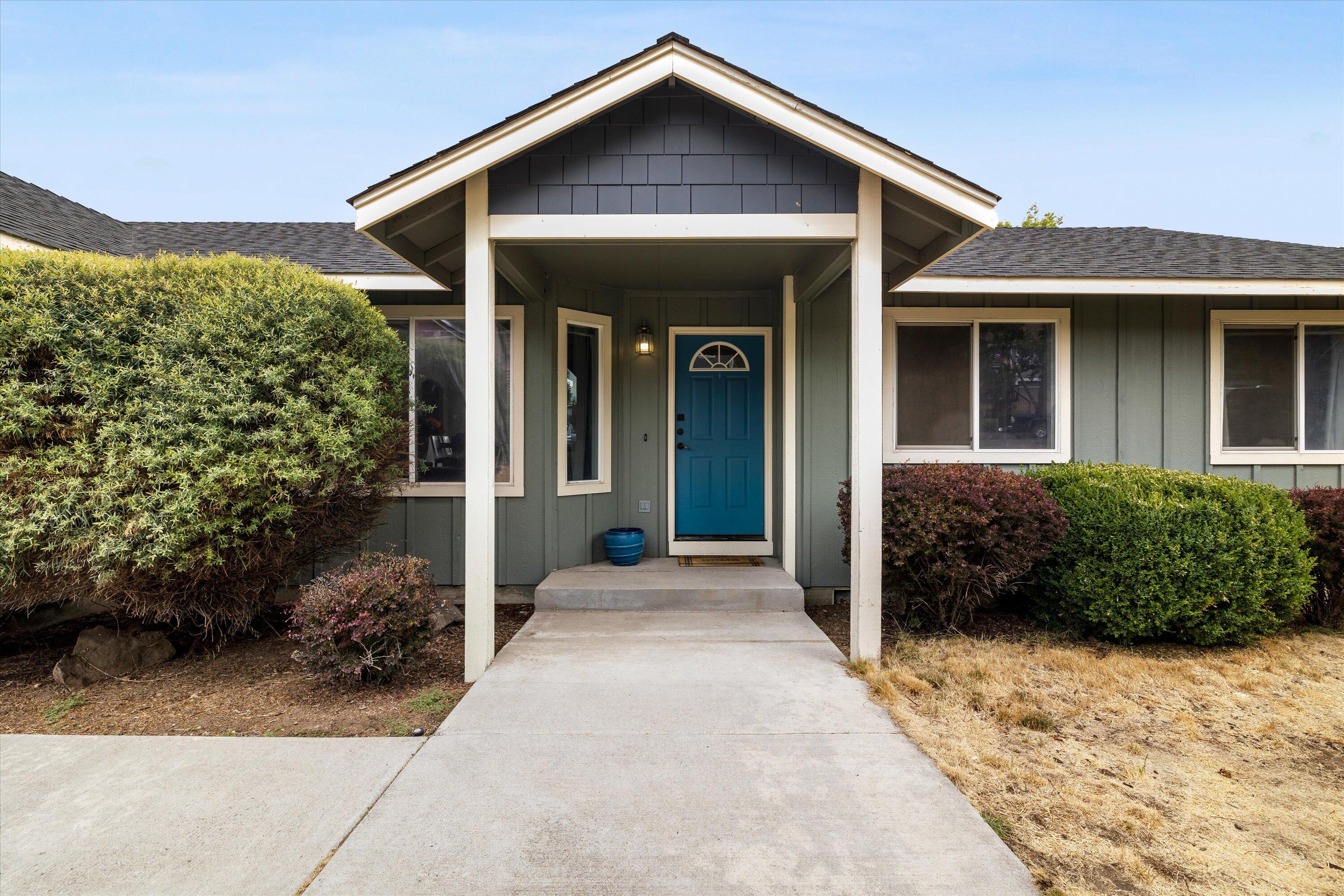 1405 Majestic Rock Drive