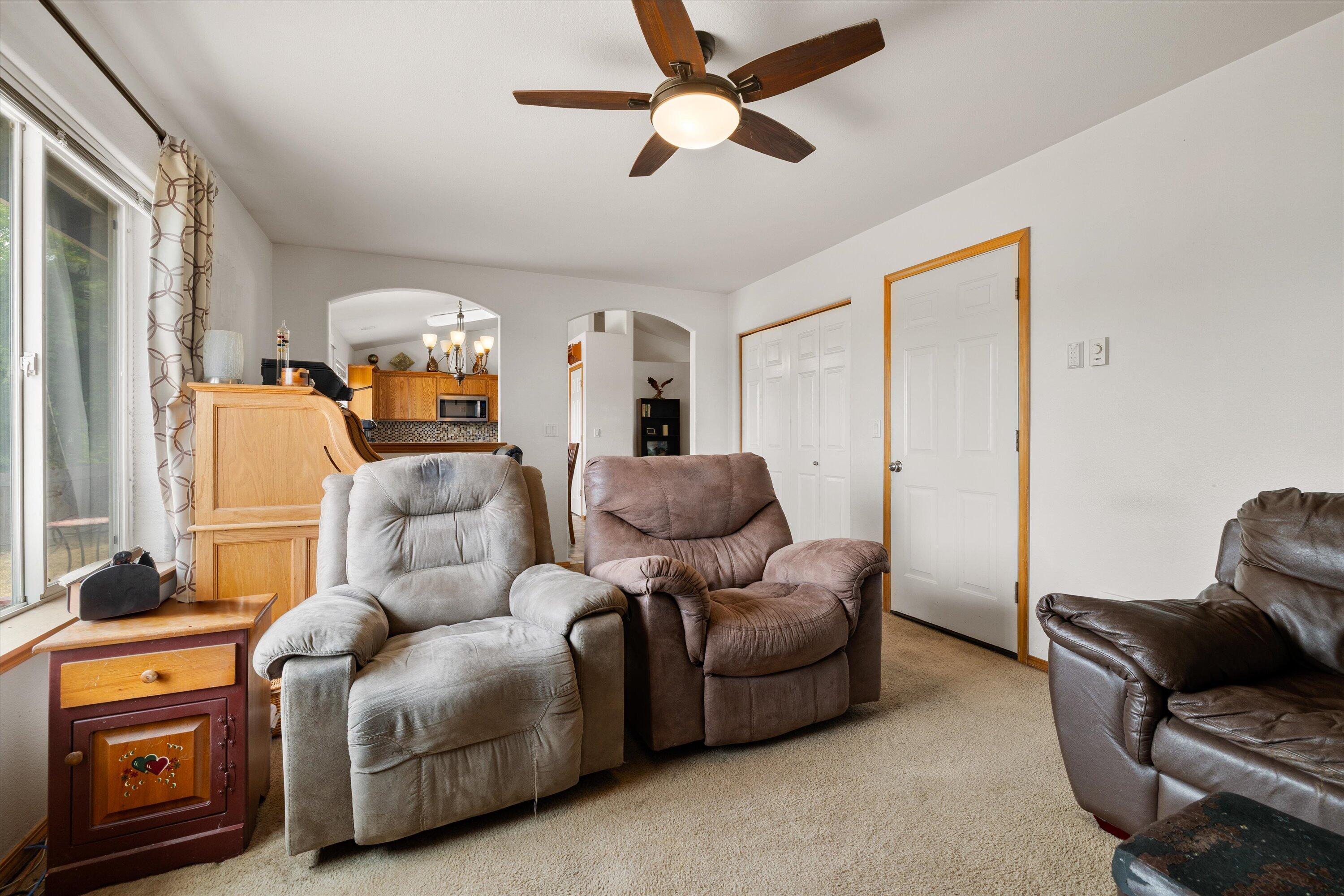 1405 Majestic Rock Drive