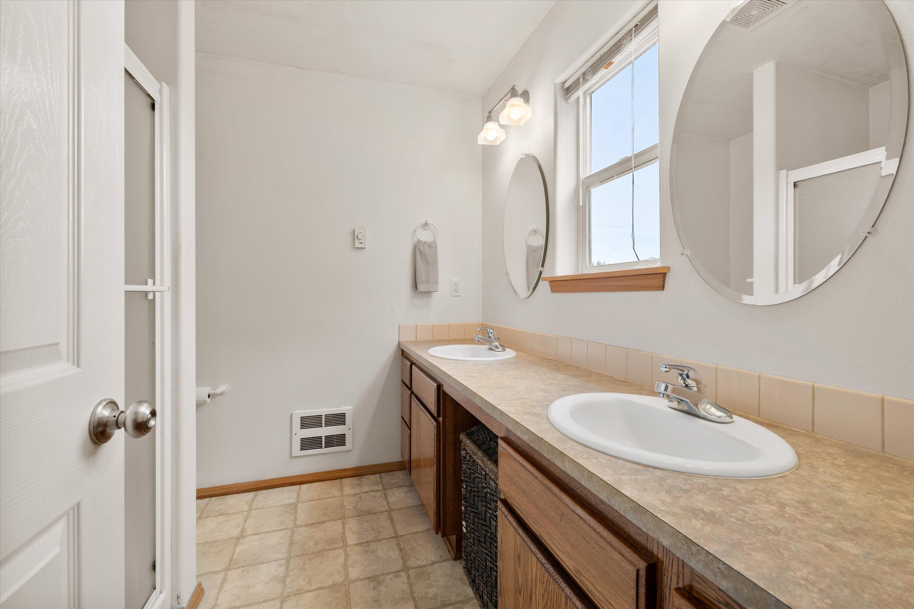 1405 Majestic Rock Drive