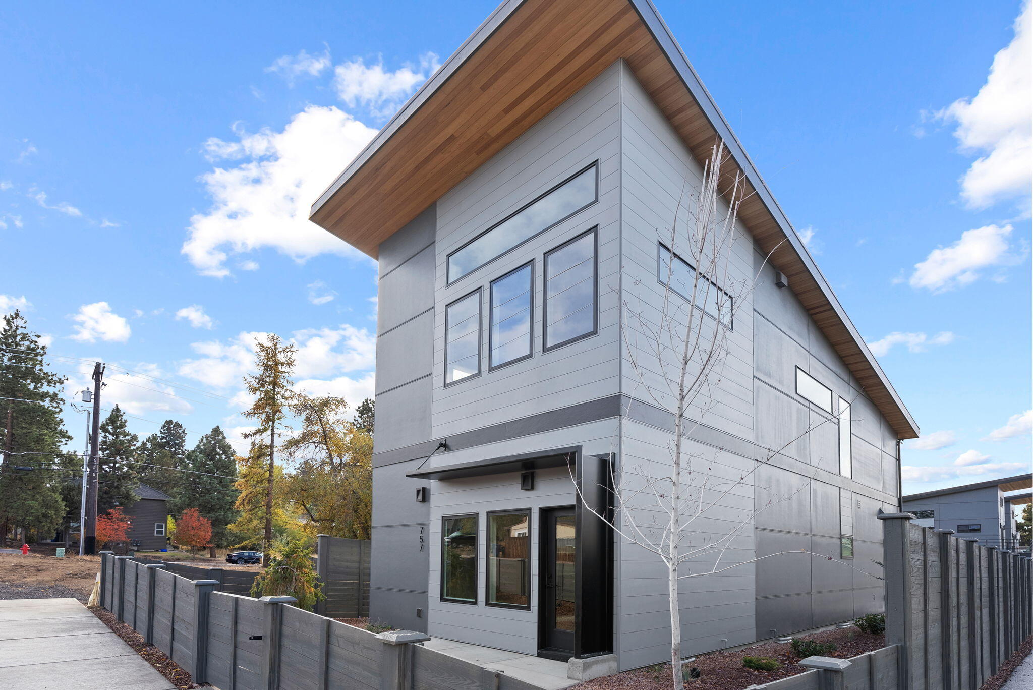 757 SW Pelton Place, 7