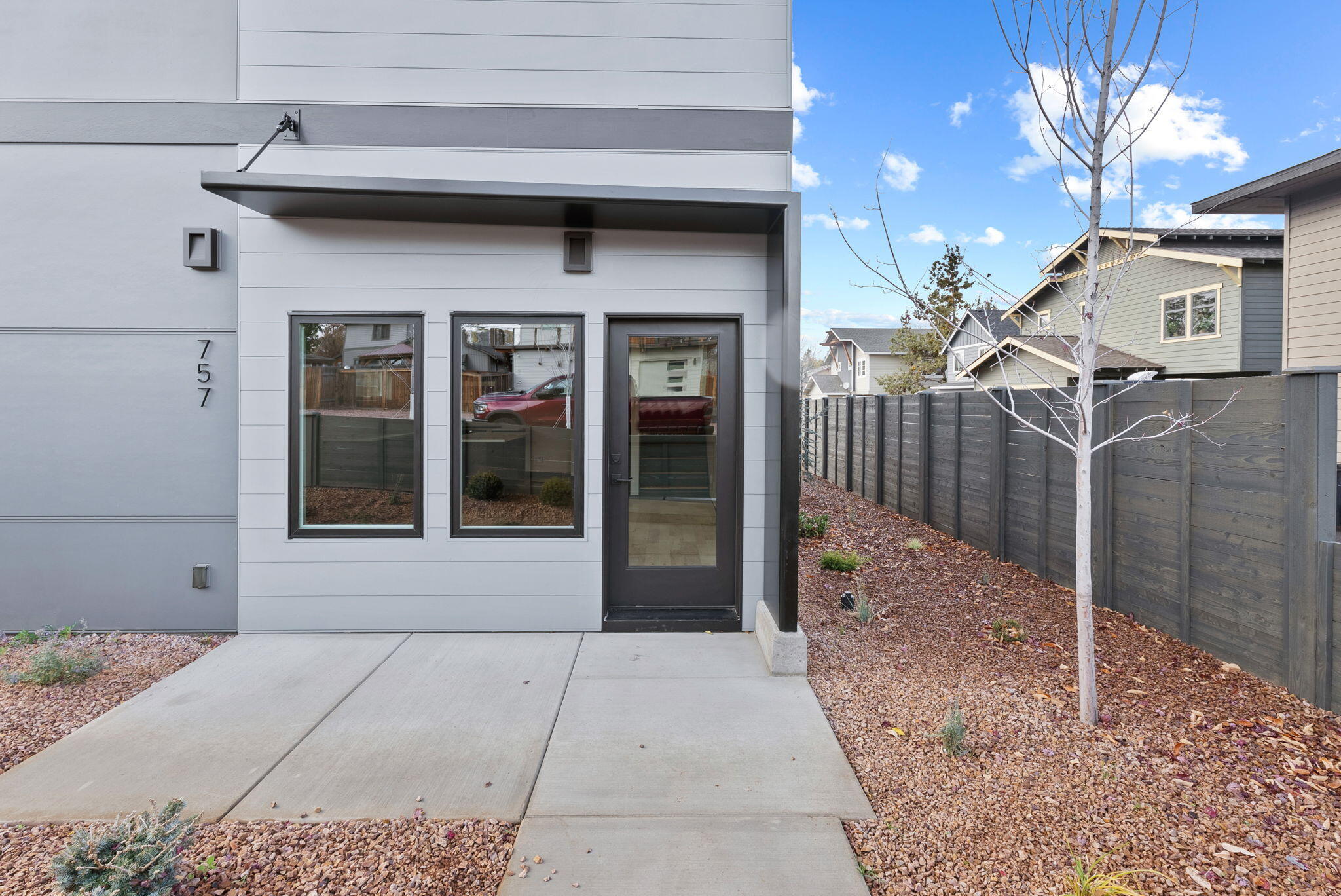 757 SW Pelton Place, 7