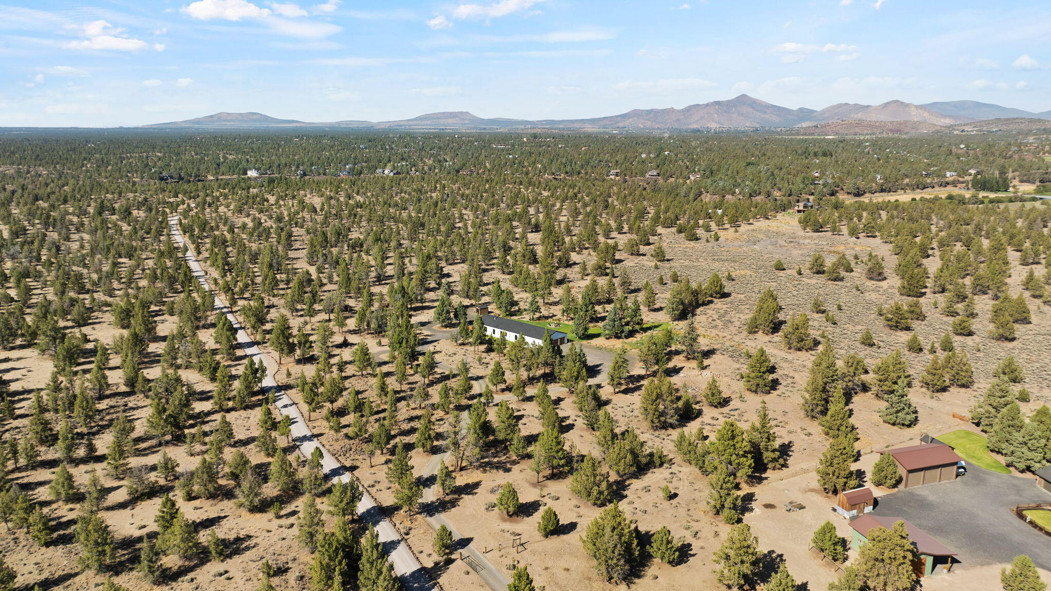 6623 NW Tetherow Road