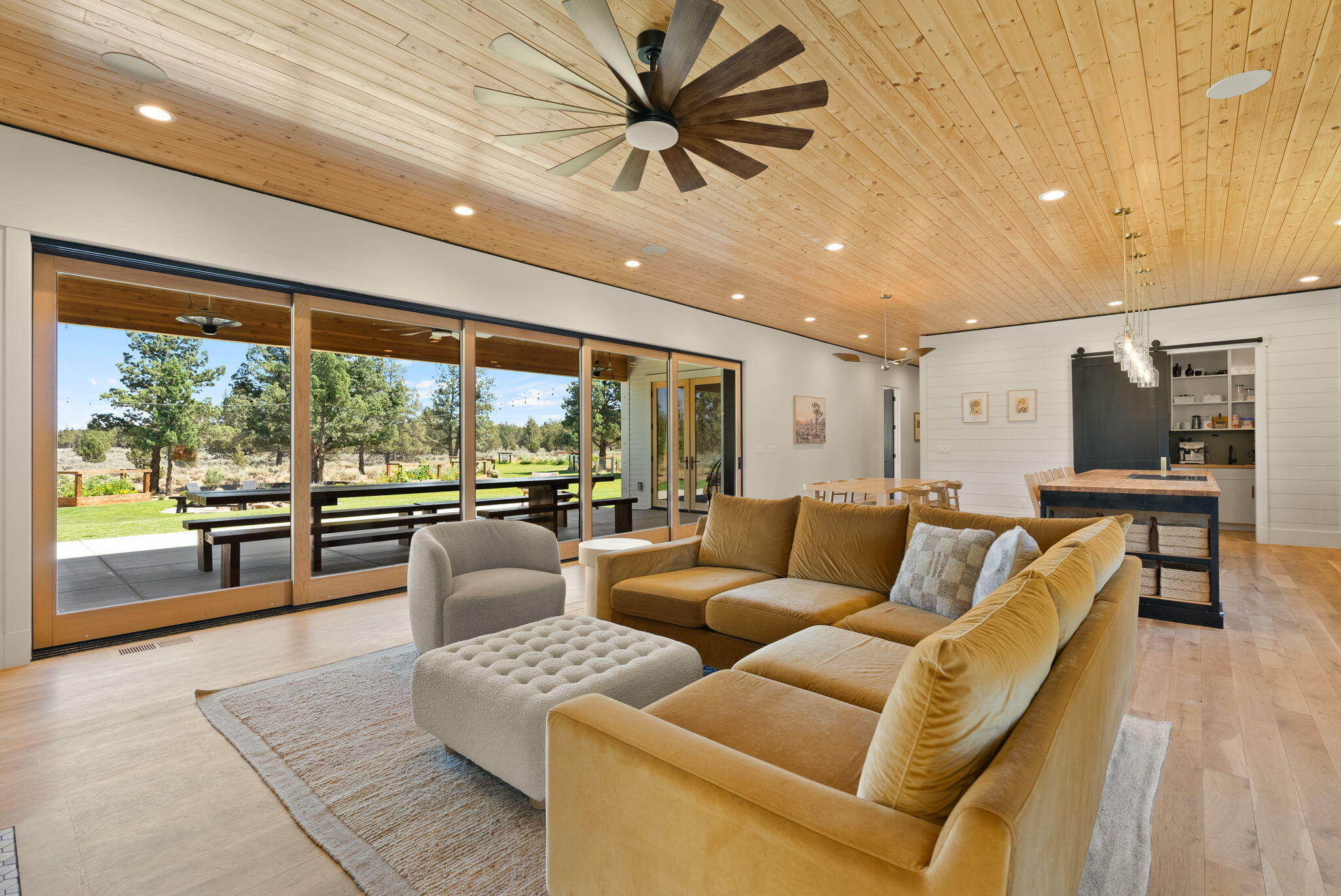 6623 NW Tetherow Road