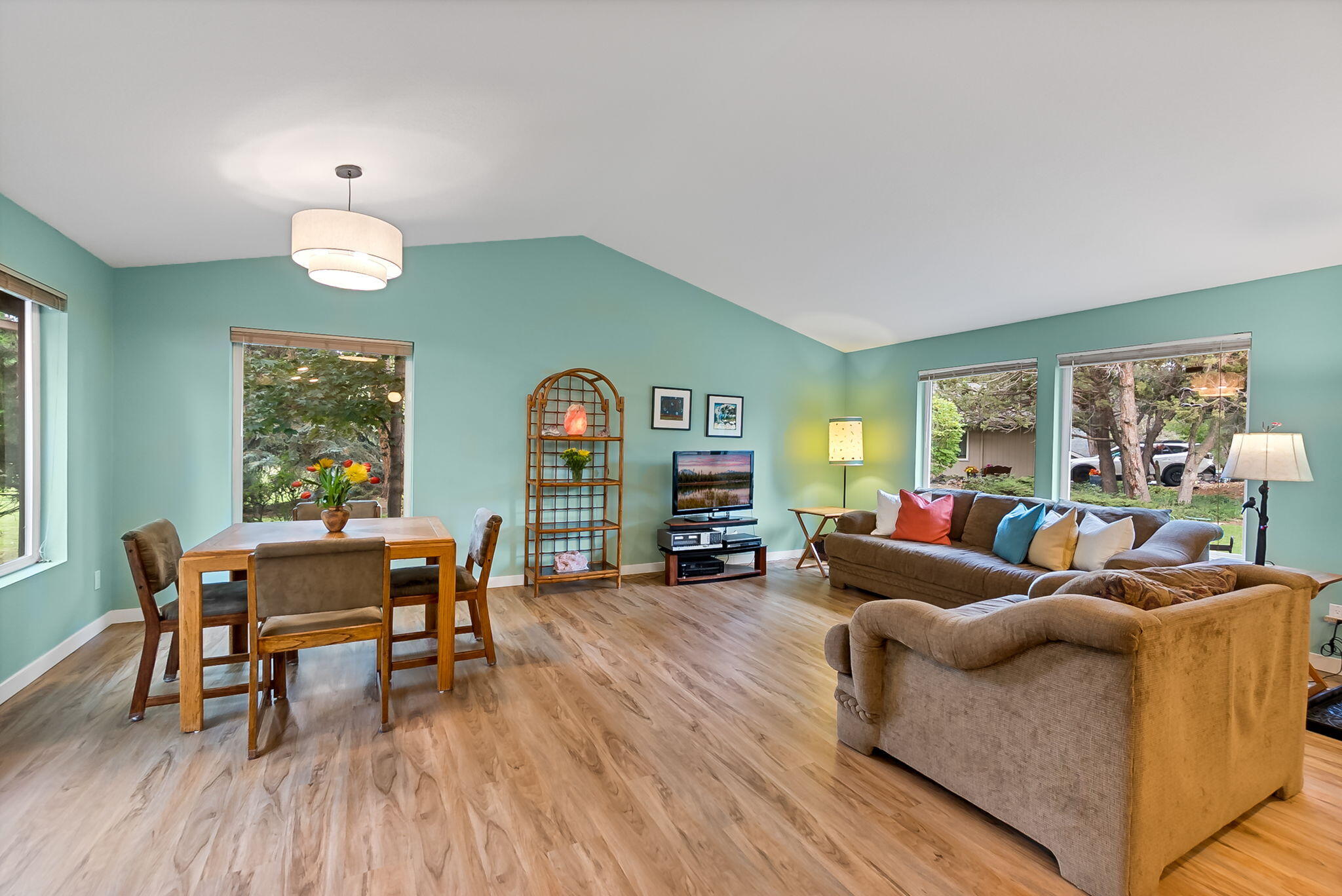 20753 Will Scarlet Lane