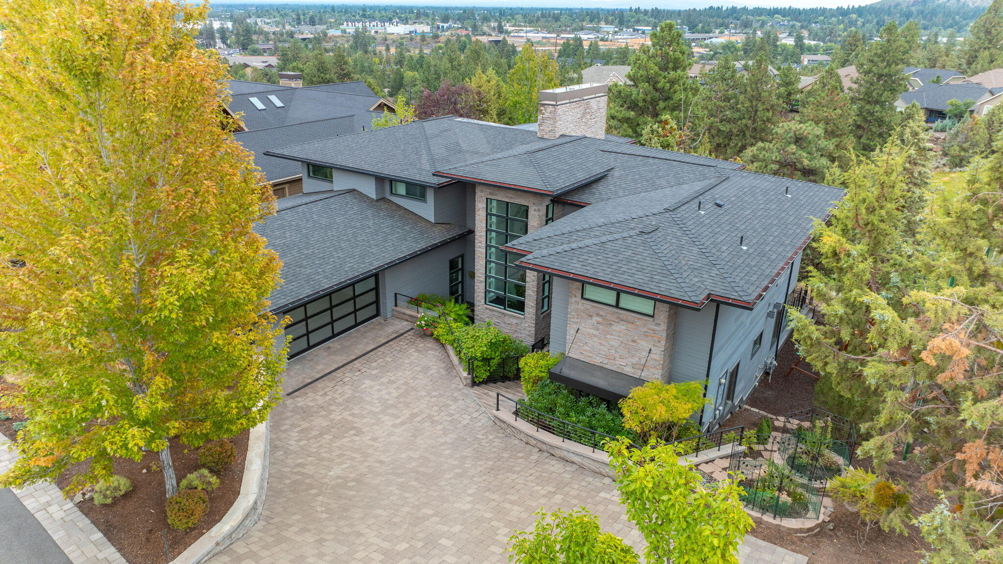 3425 NW Fairway Heights Drive
