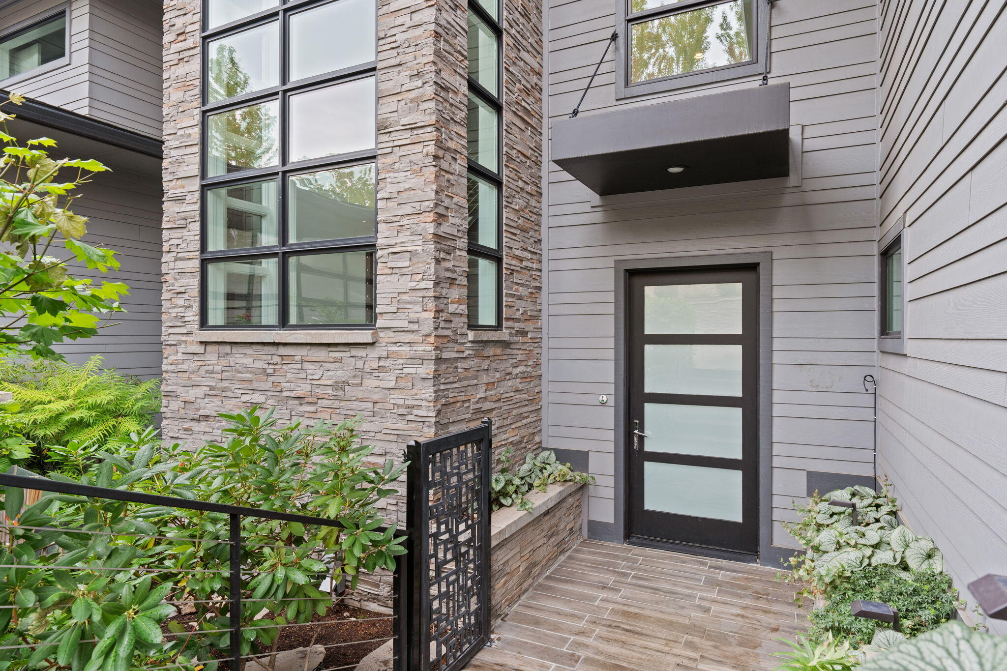 3425 NW Fairway Heights Drive