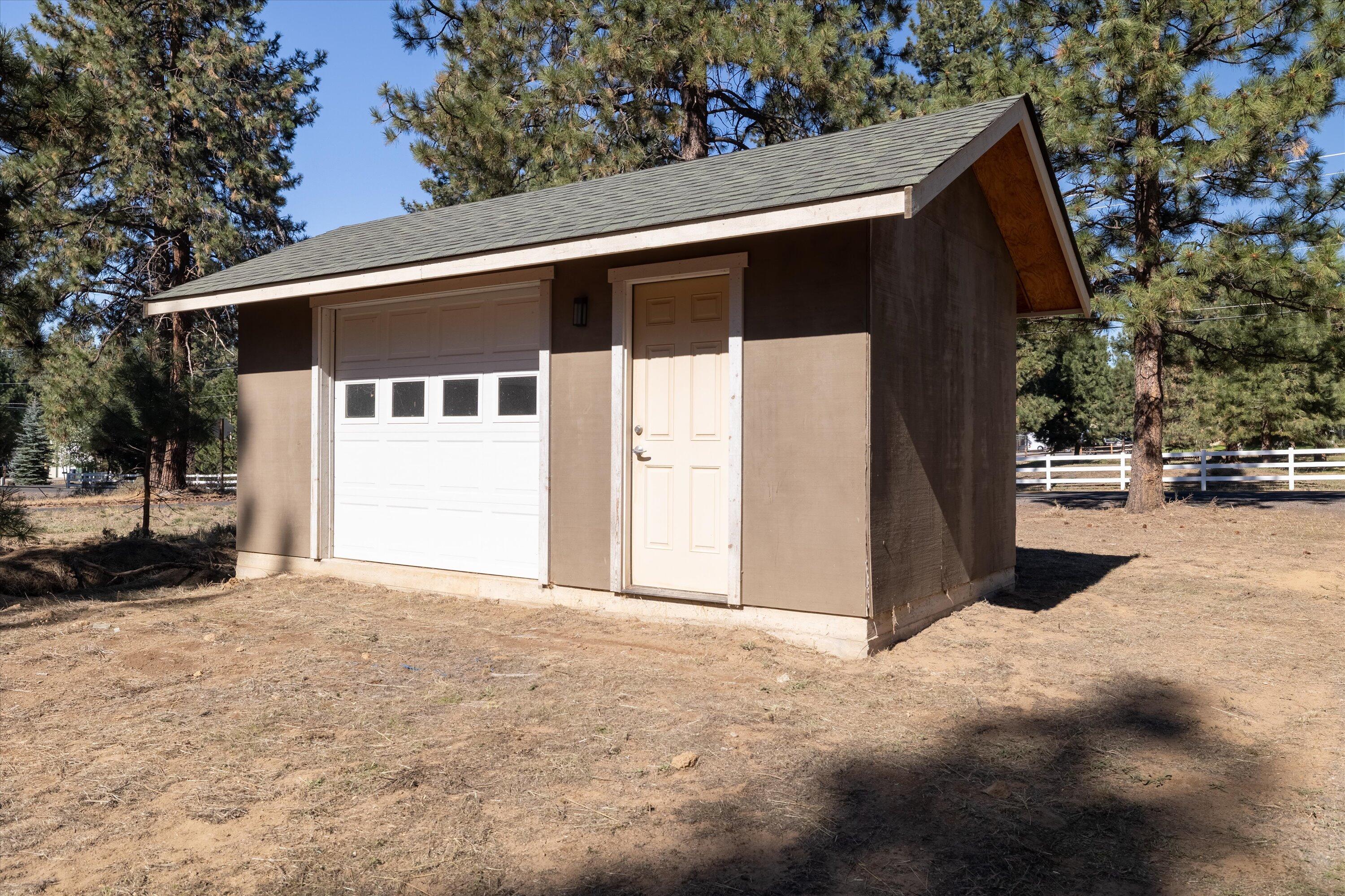 60272 Cinder Butte Road