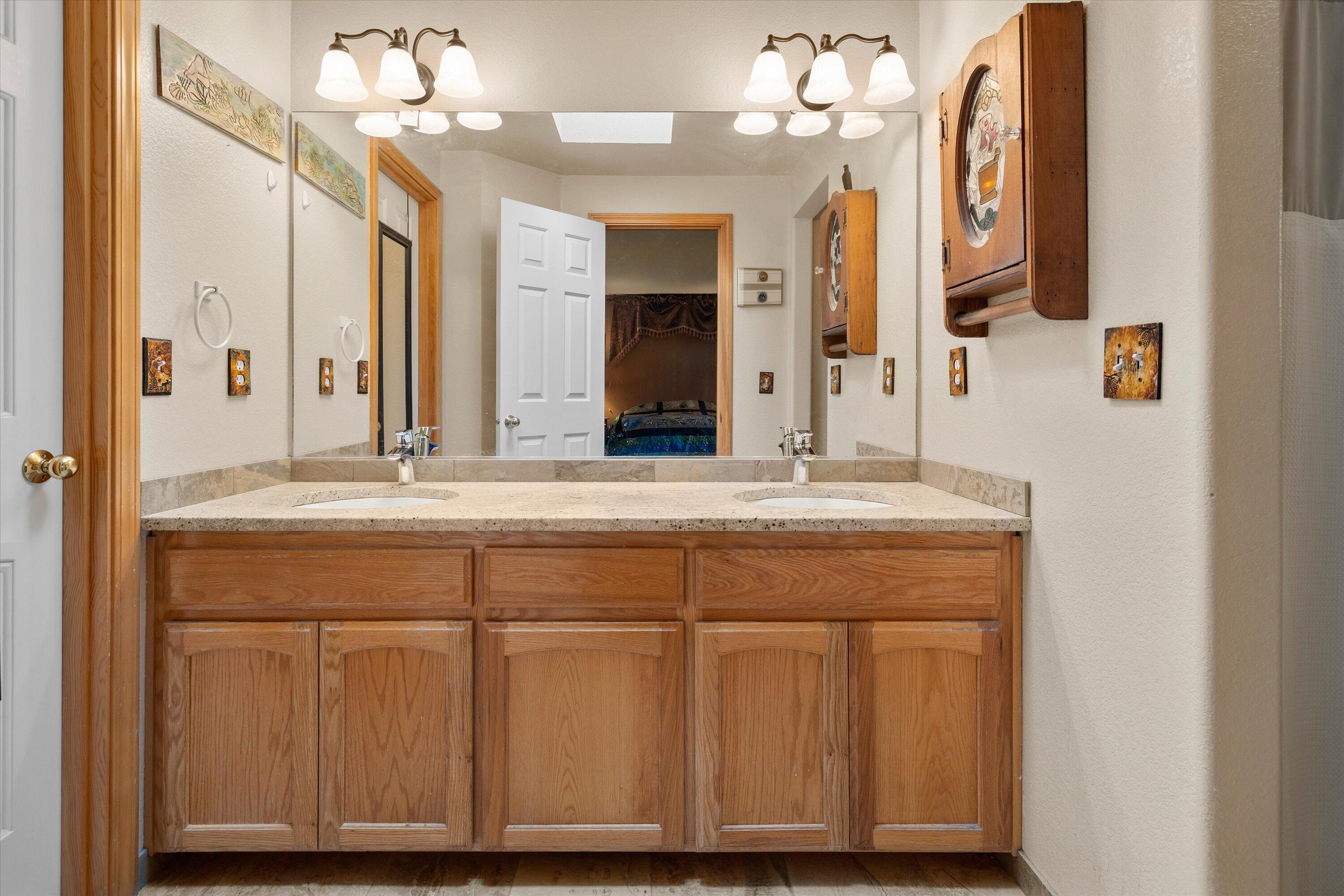 1622 NE Parkridge Drive