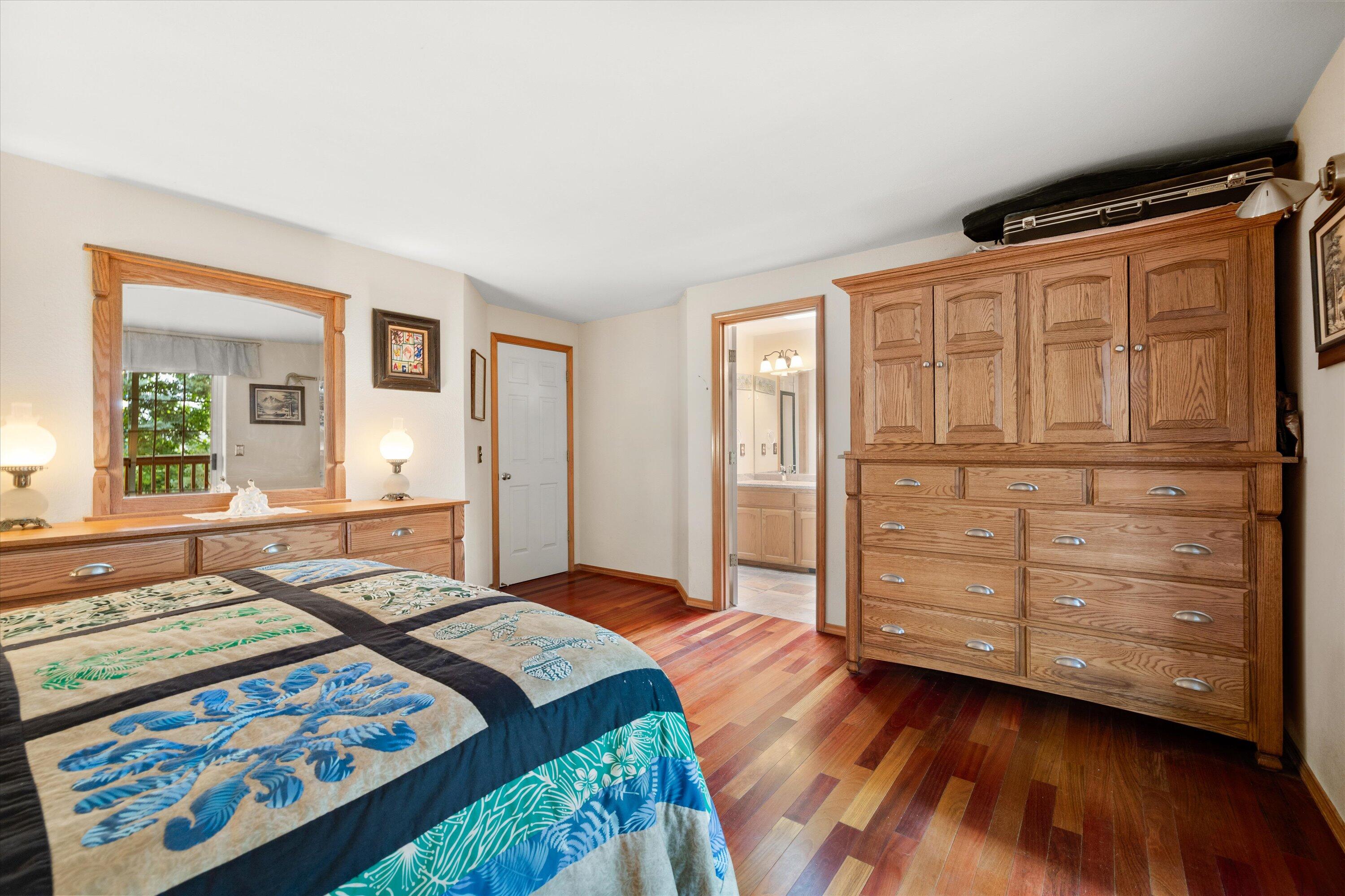 1622 NE Parkridge Drive