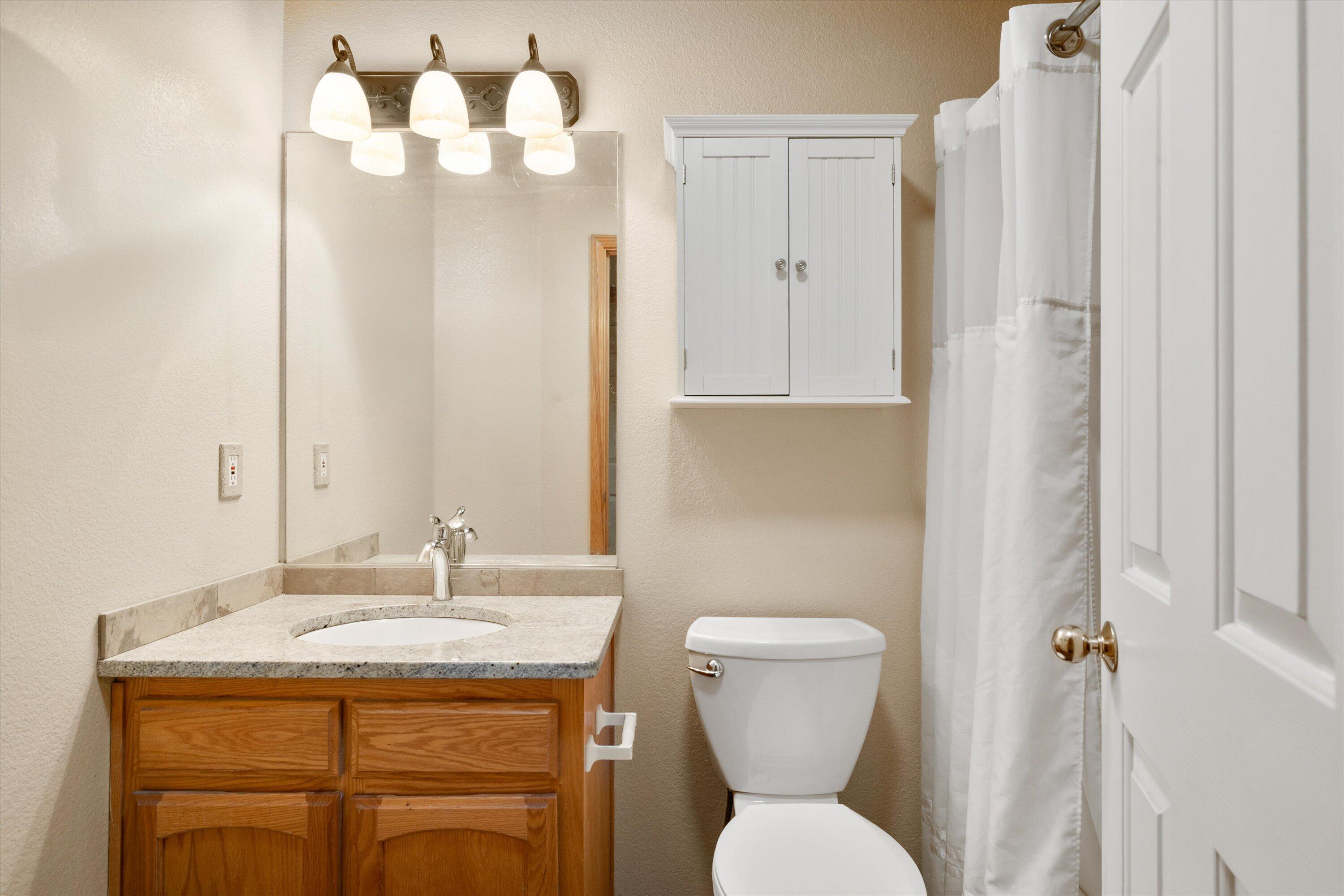 1622 NE Parkridge Drive