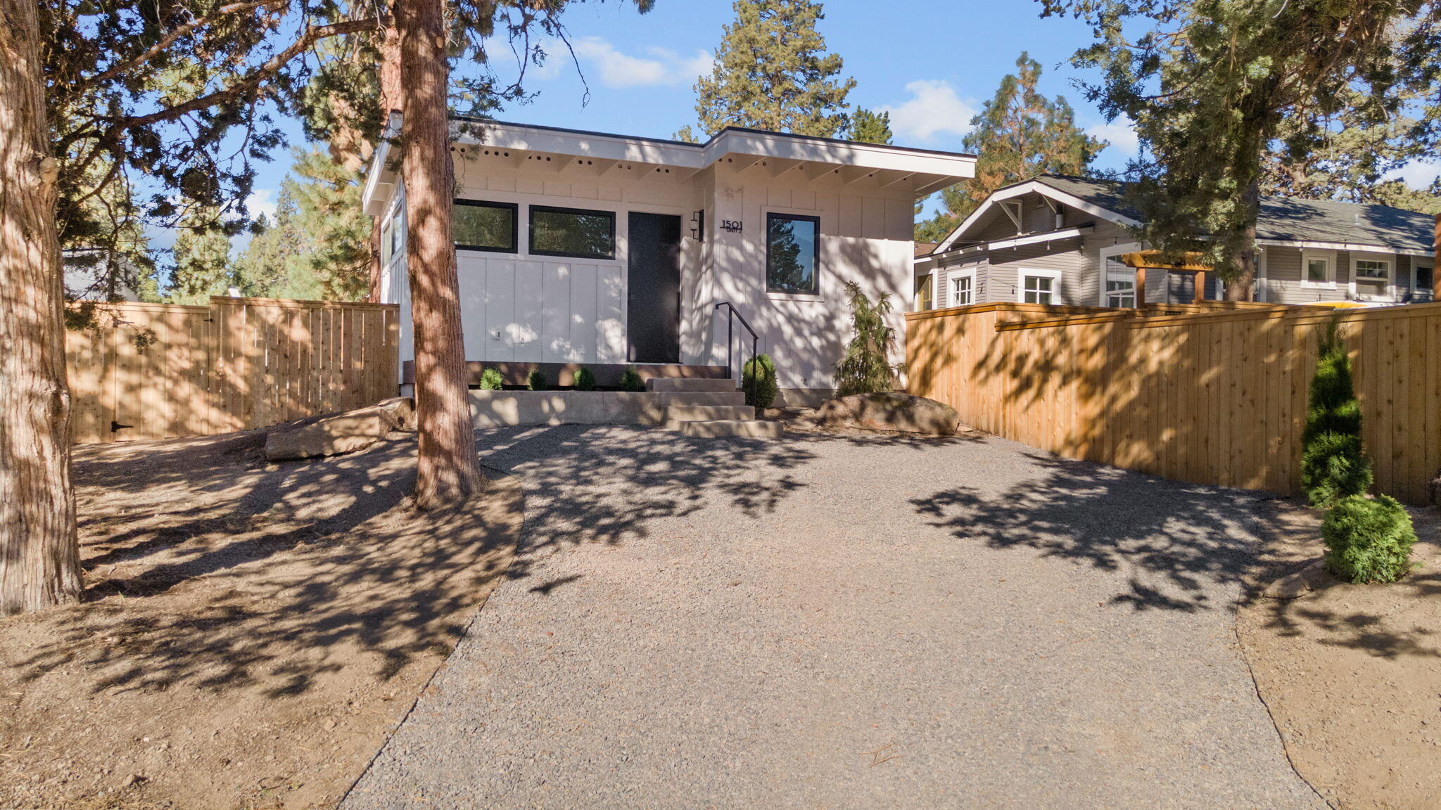 1501 NW Newport Avenue