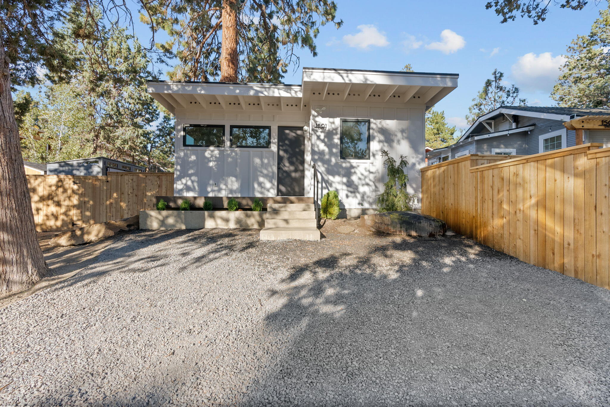 1501 NW Newport Avenue