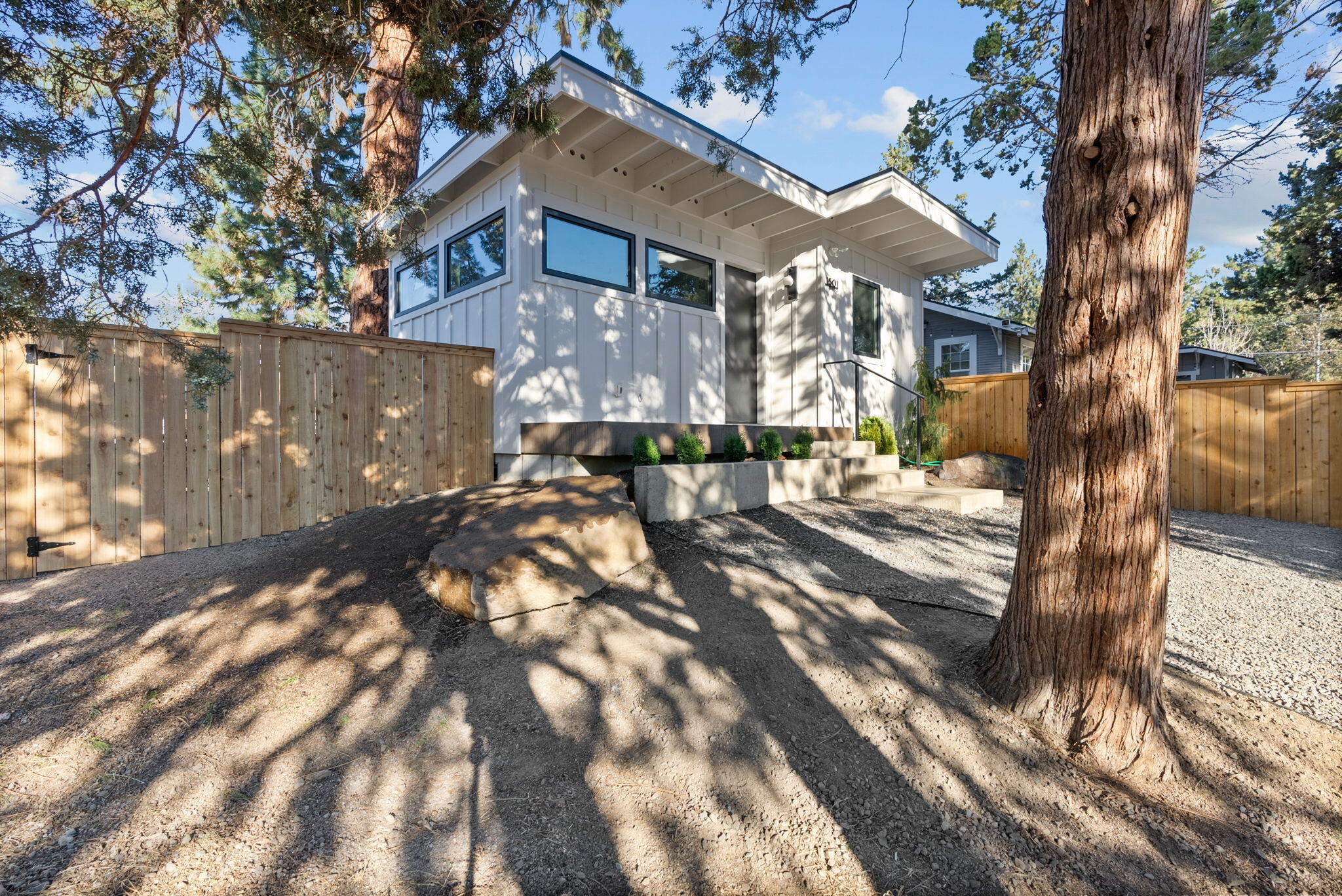 1501 NW Newport Avenue