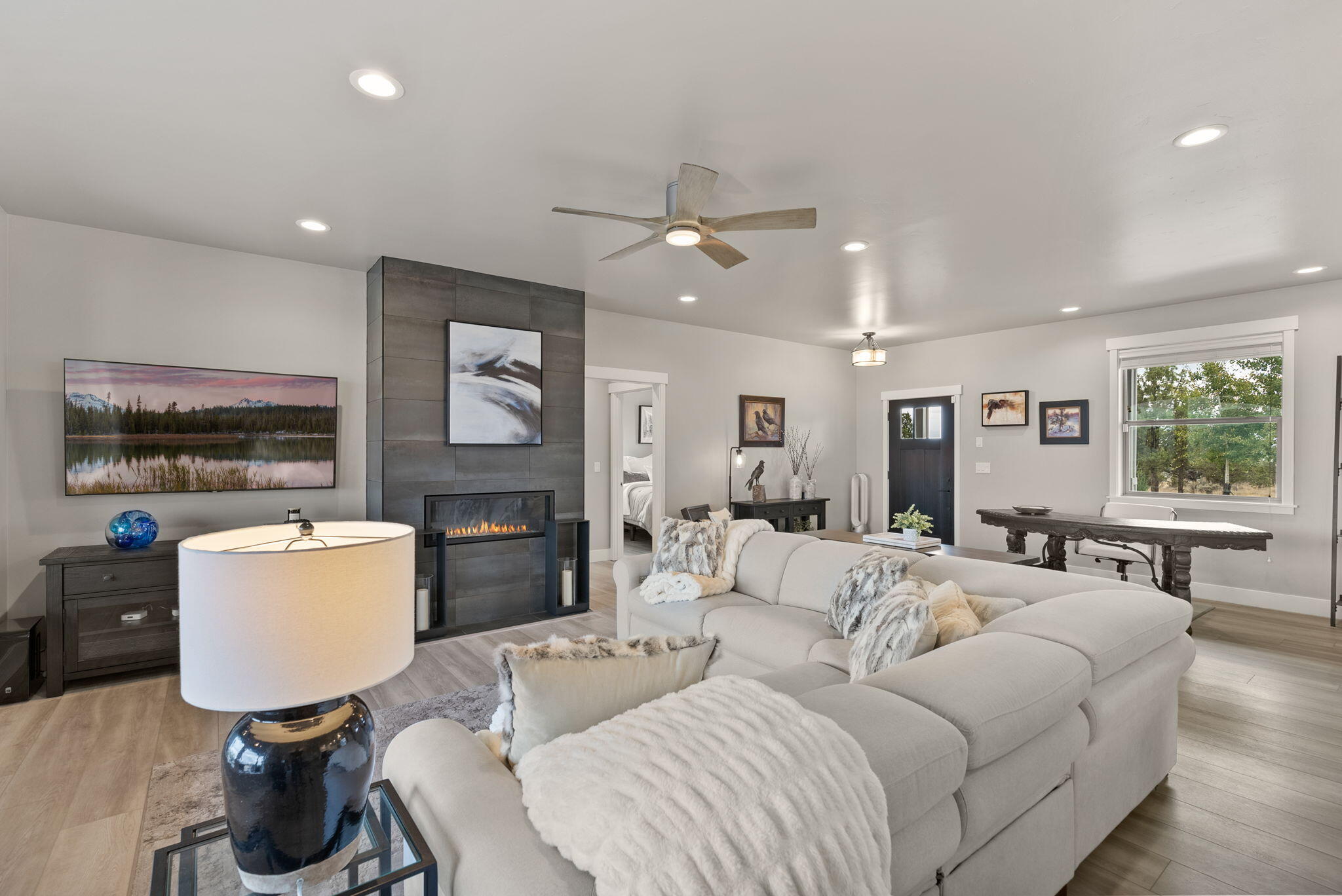 5785 NW Cedar Place