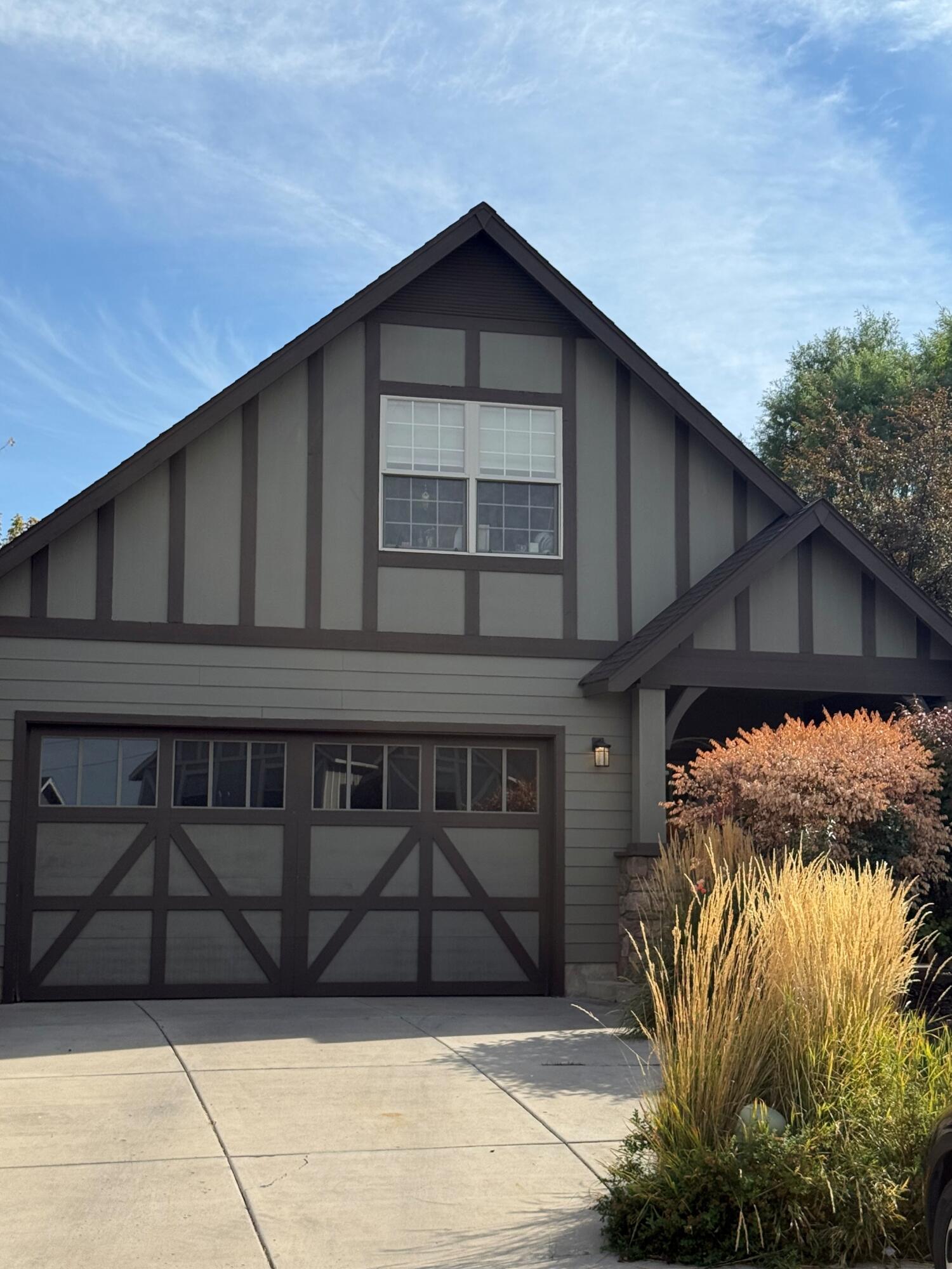 1230 SW 34th Place