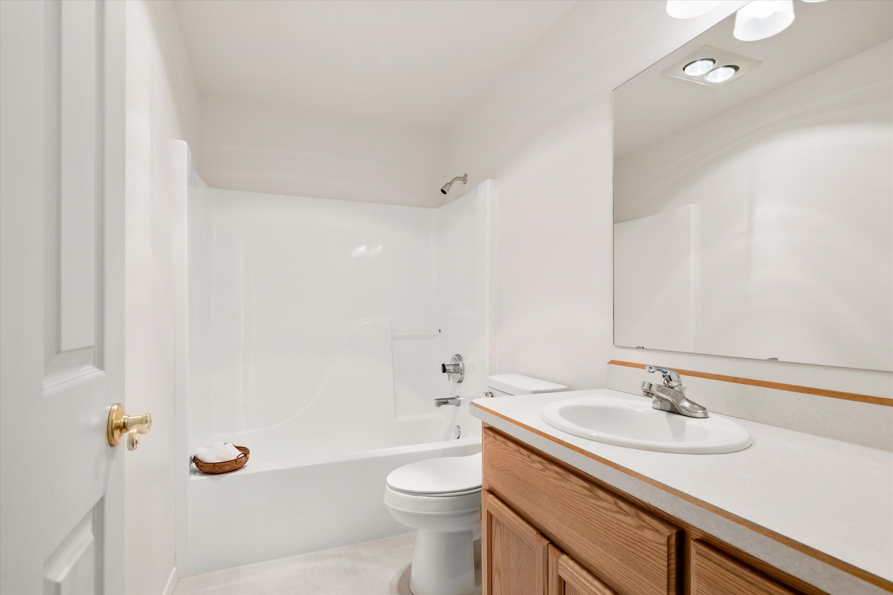 1614 SW Metolius Avenue