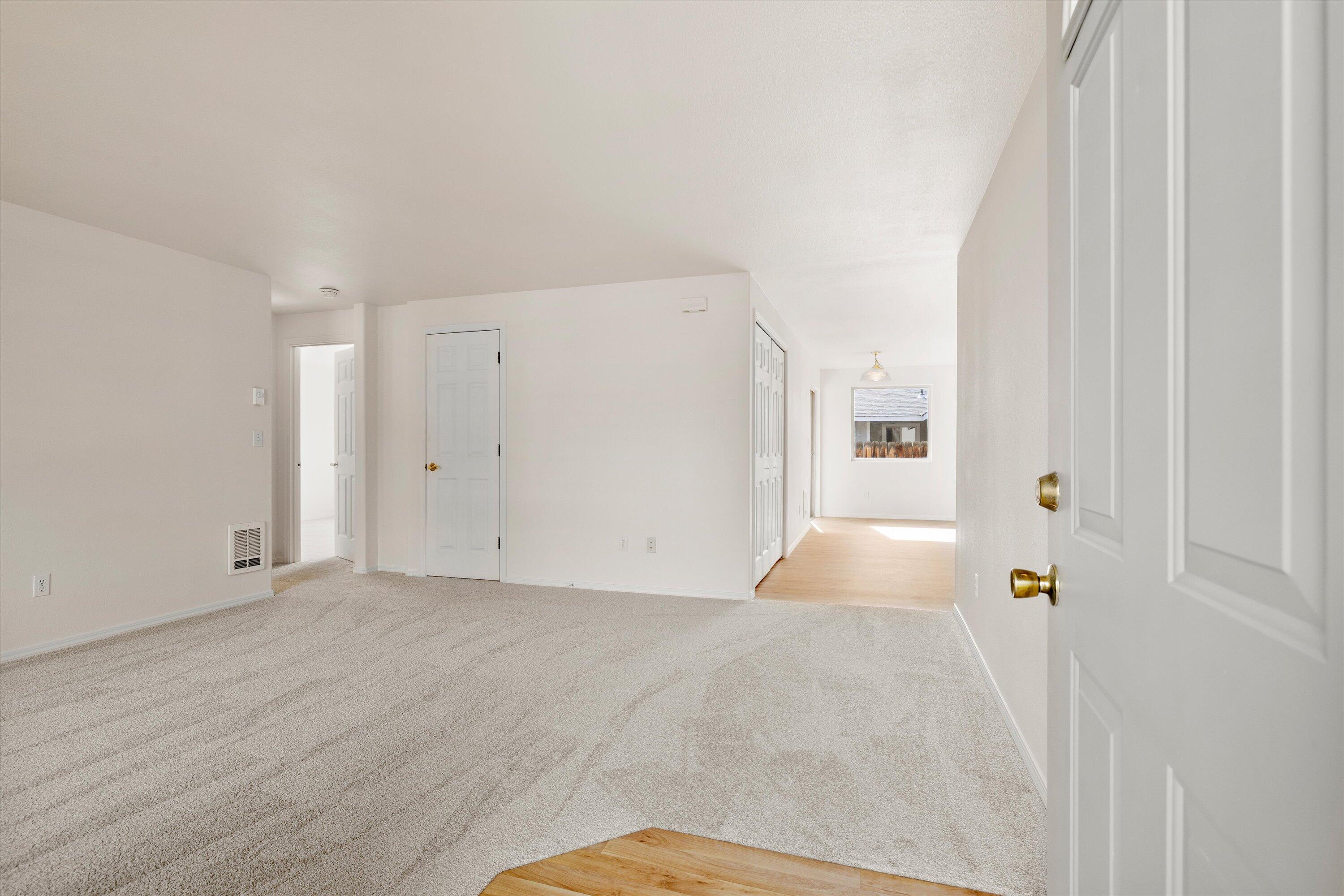 1614 SW Metolius Avenue