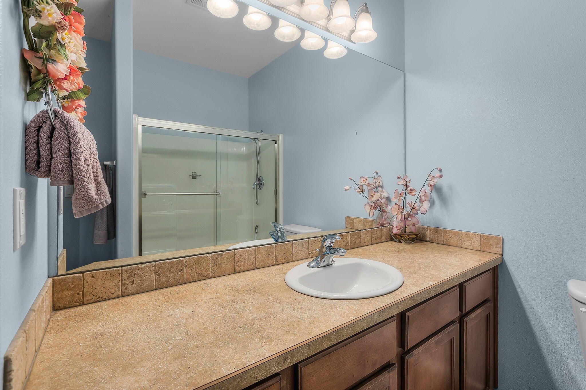 3280 NE Jonahs Court