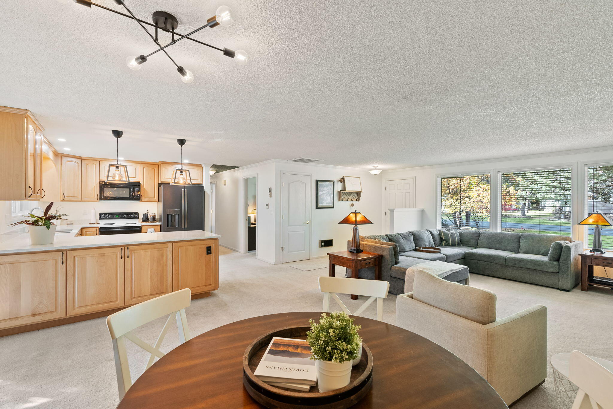 61376 Robin Hood Lane, Bend