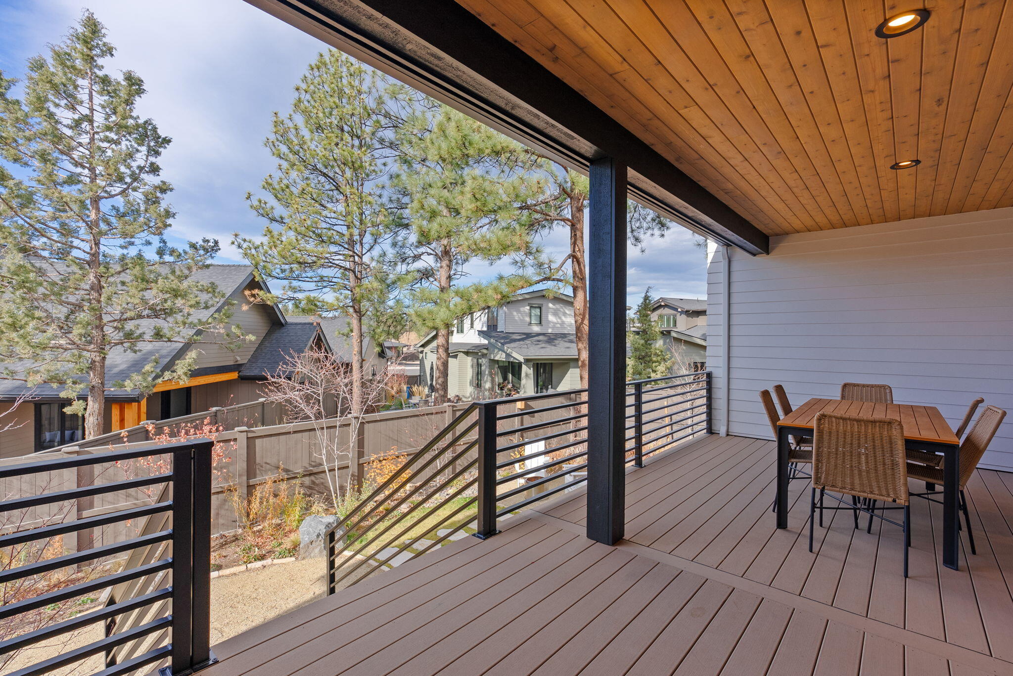 2947 NW Polarstar Avenue