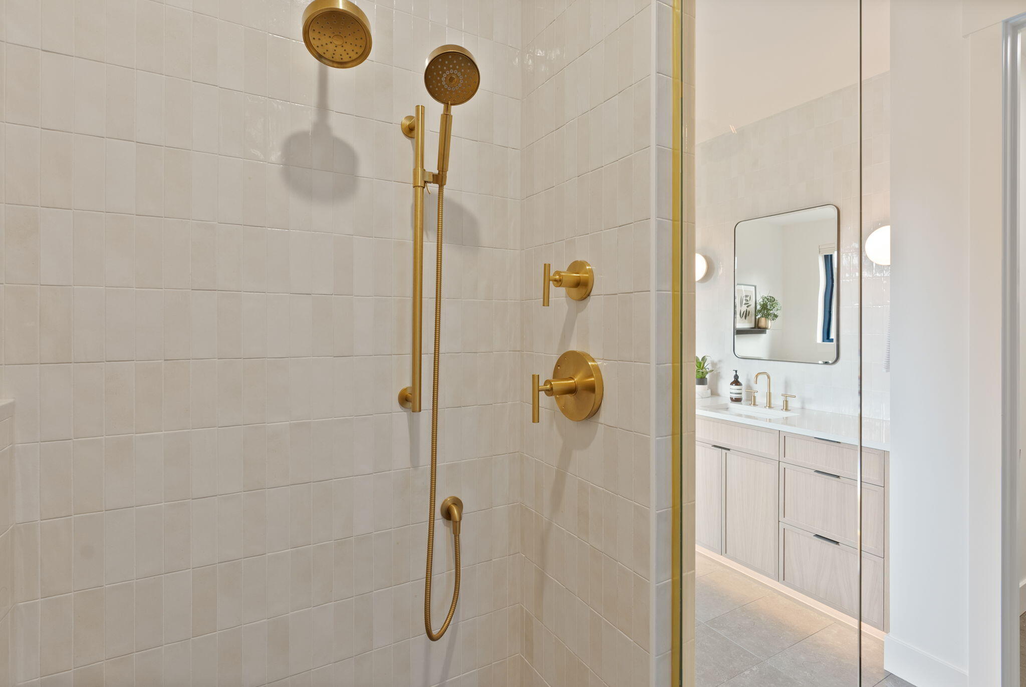 2947 NW Polarstar Avenue