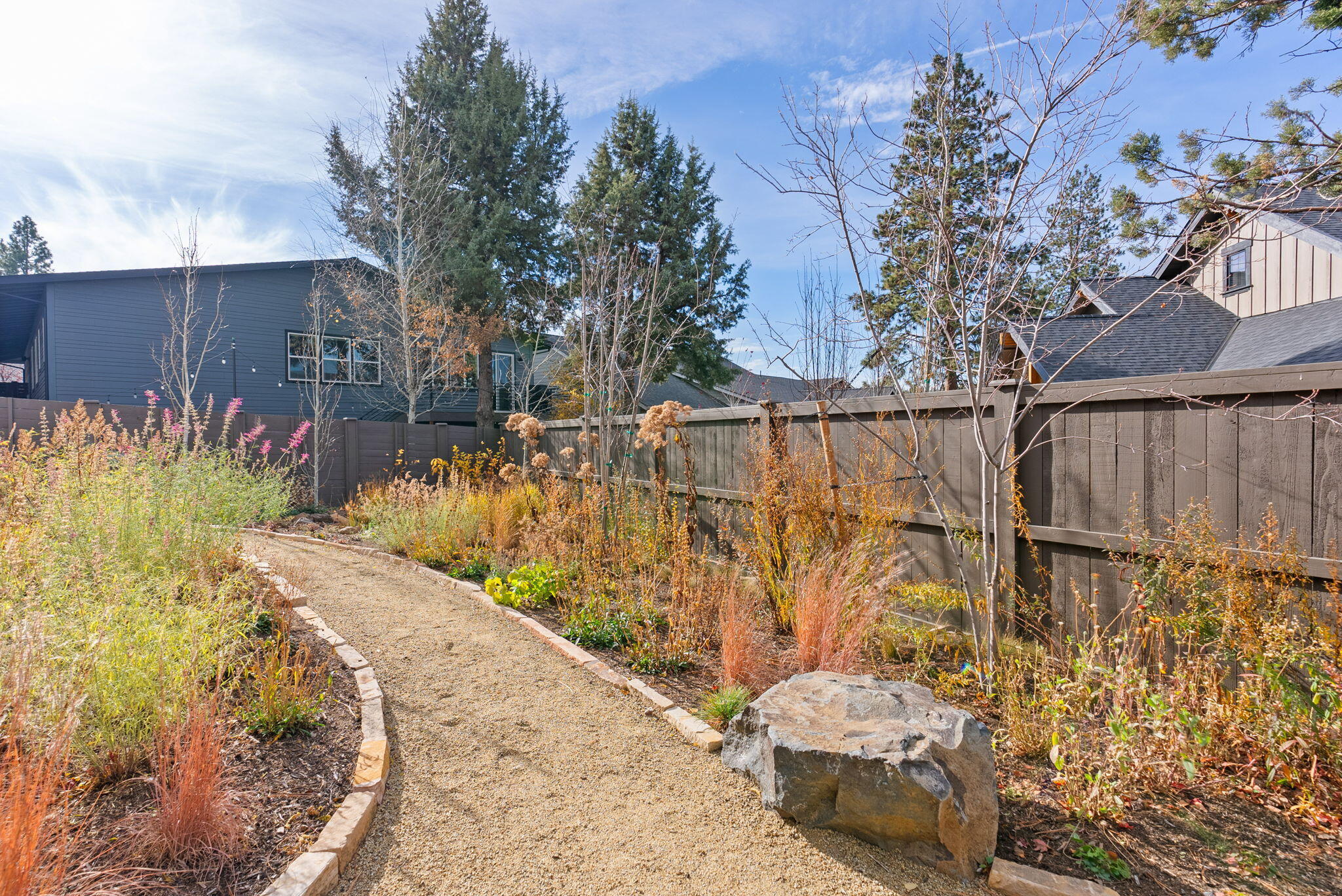 2947 NW Polarstar Avenue