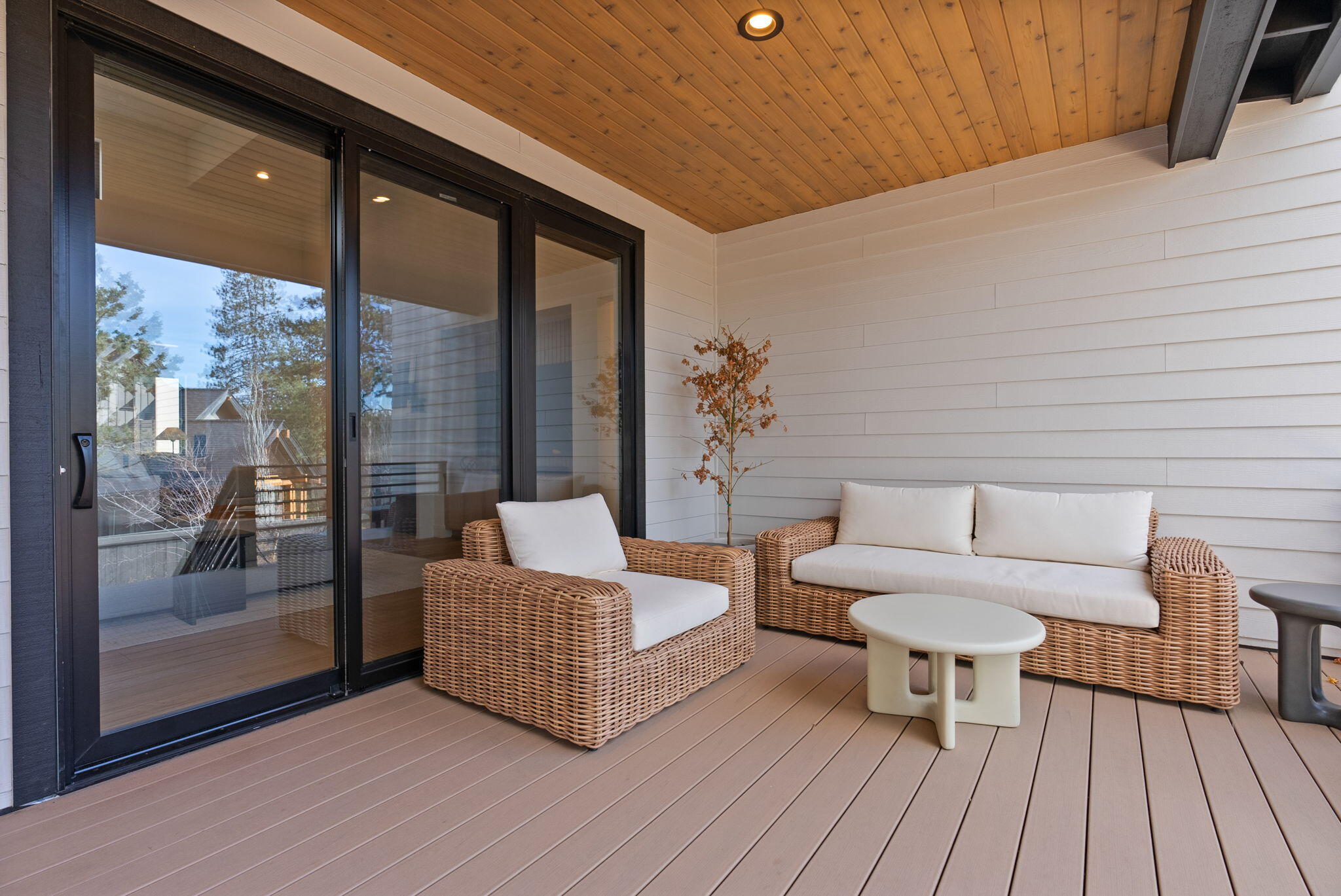 2947 NW Polarstar Avenue