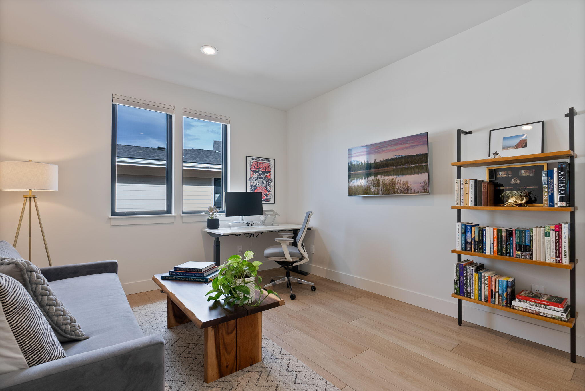 2947 NW Polarstar Avenue