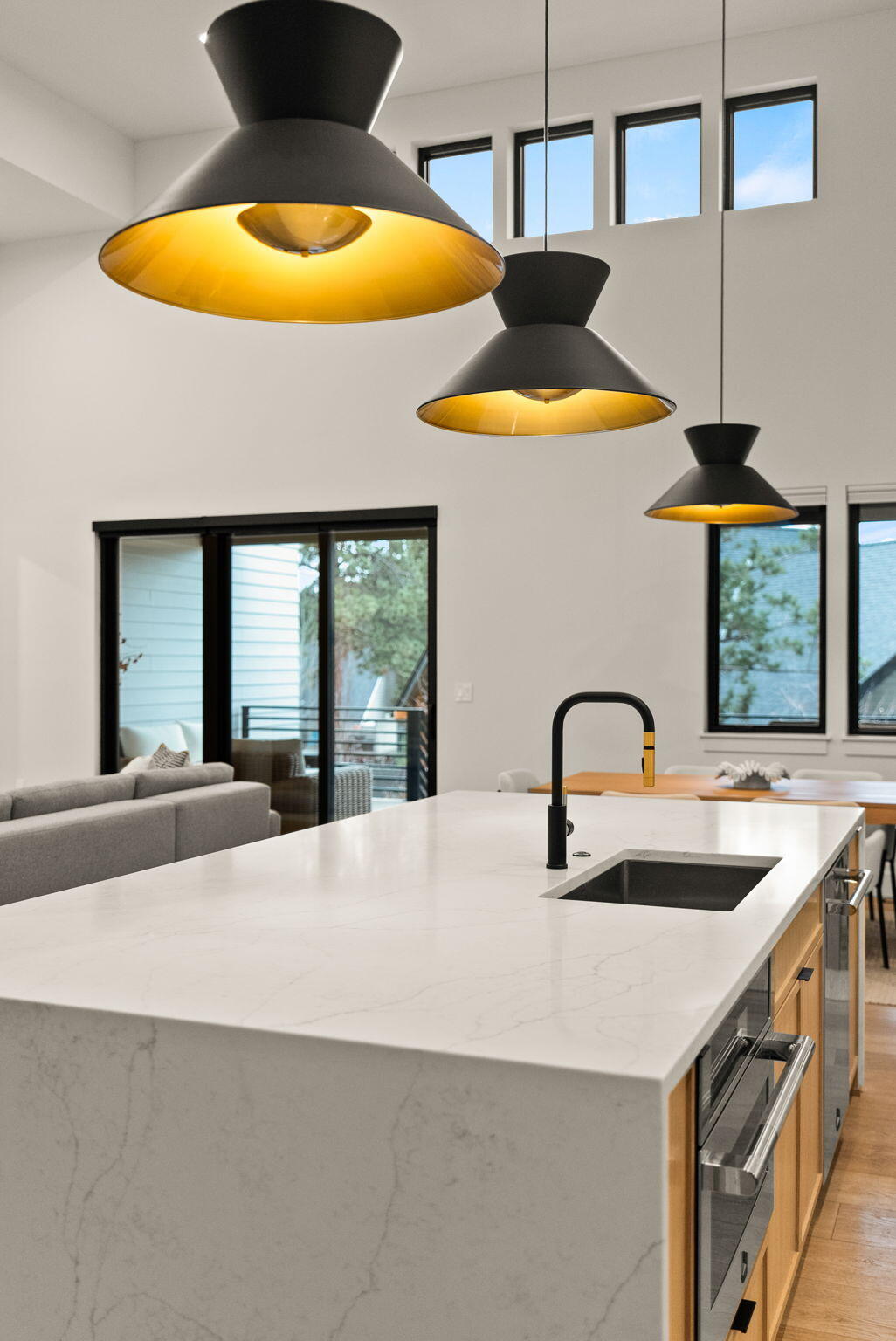 2947 NW Polarstar Avenue