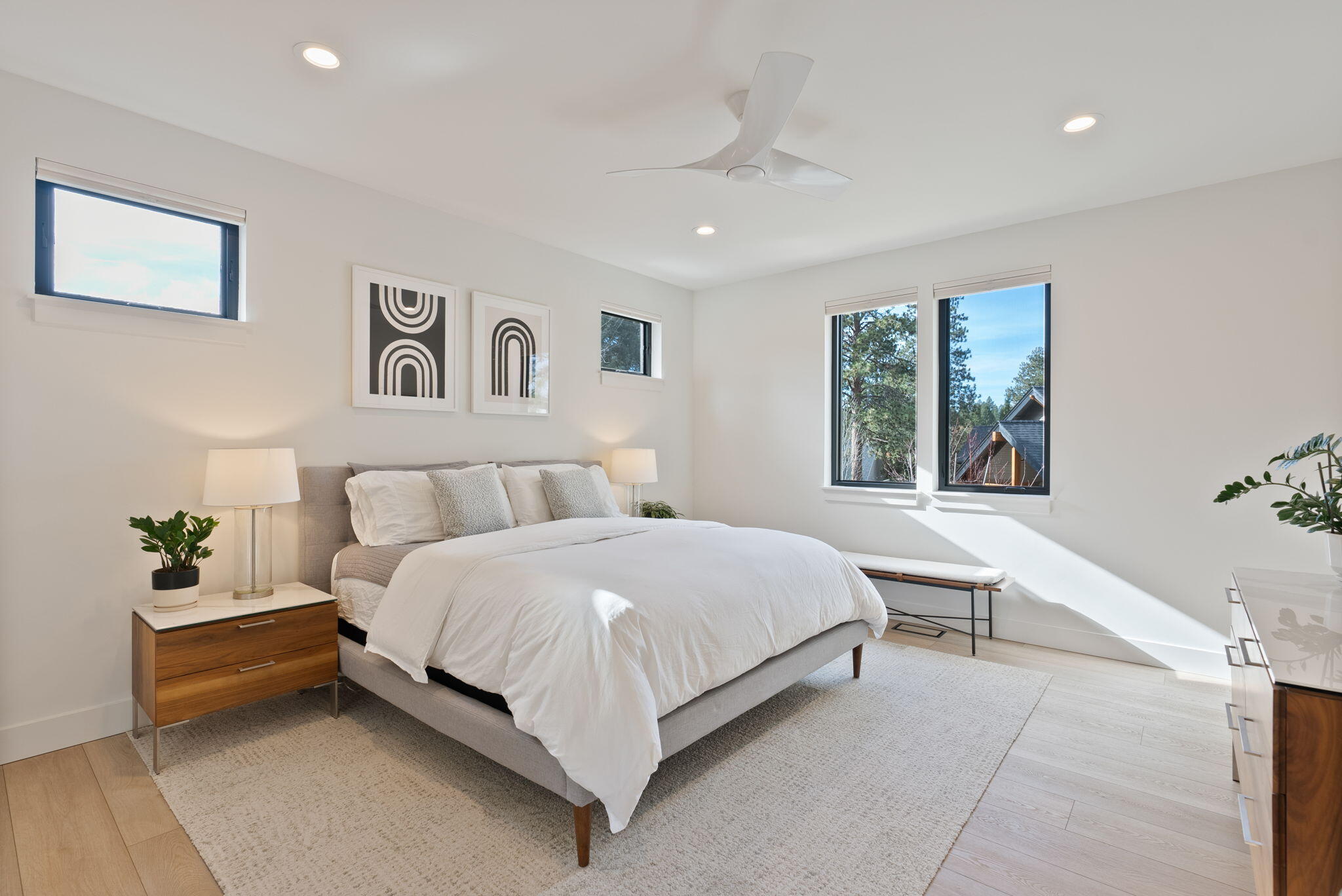 2947 NW Polarstar Avenue