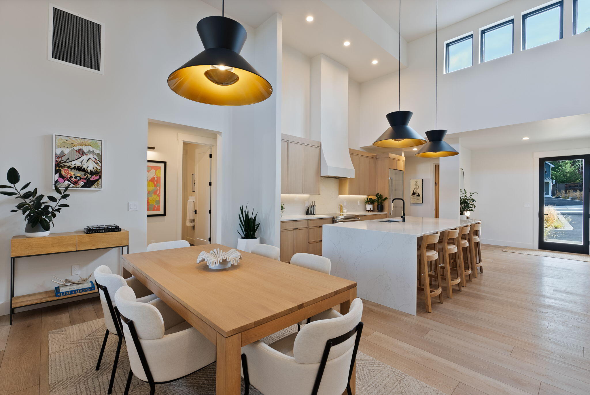 2947 NW Polarstar Avenue