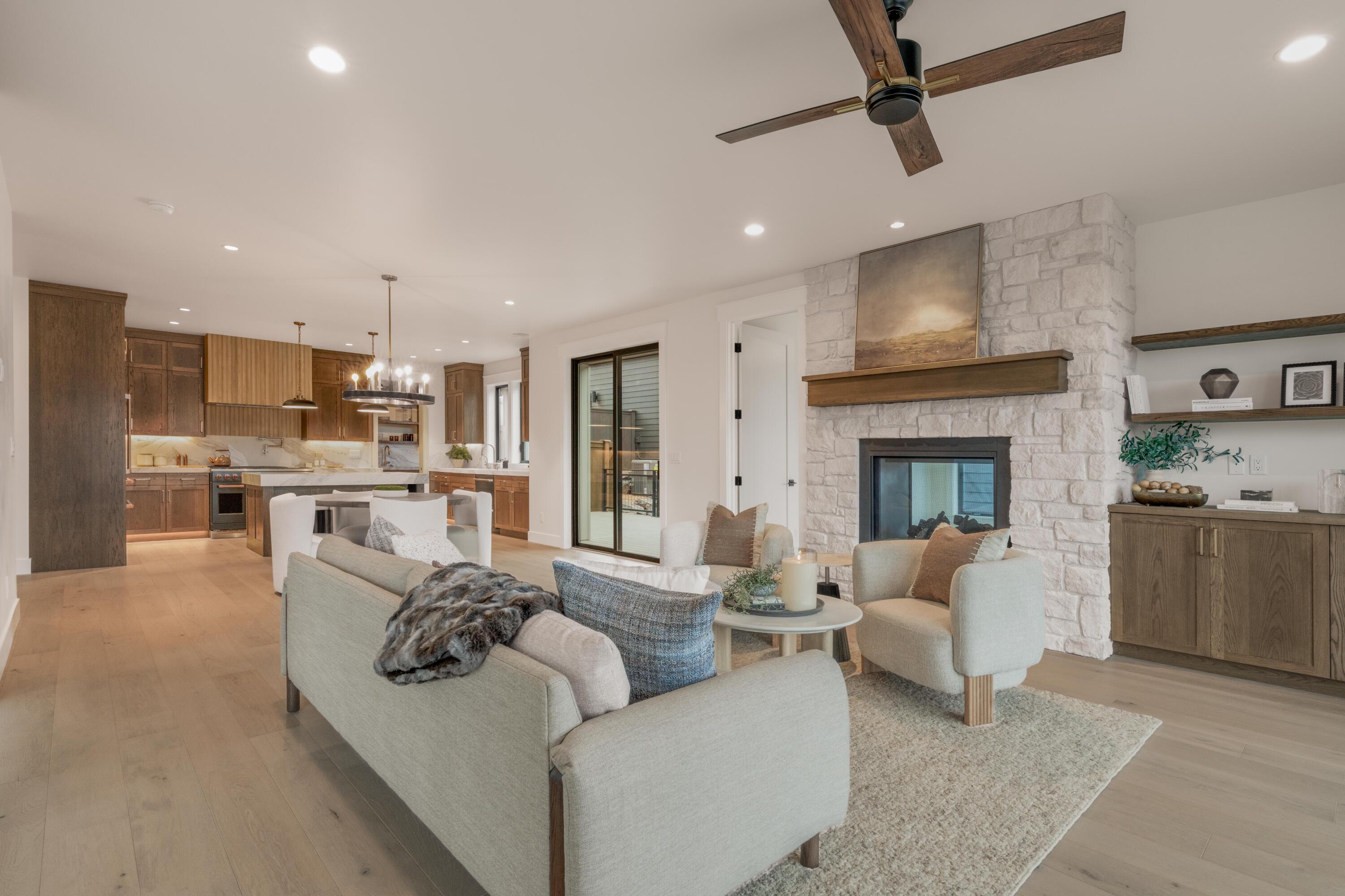3032 NW Polarstar Avenue, Lot 33
