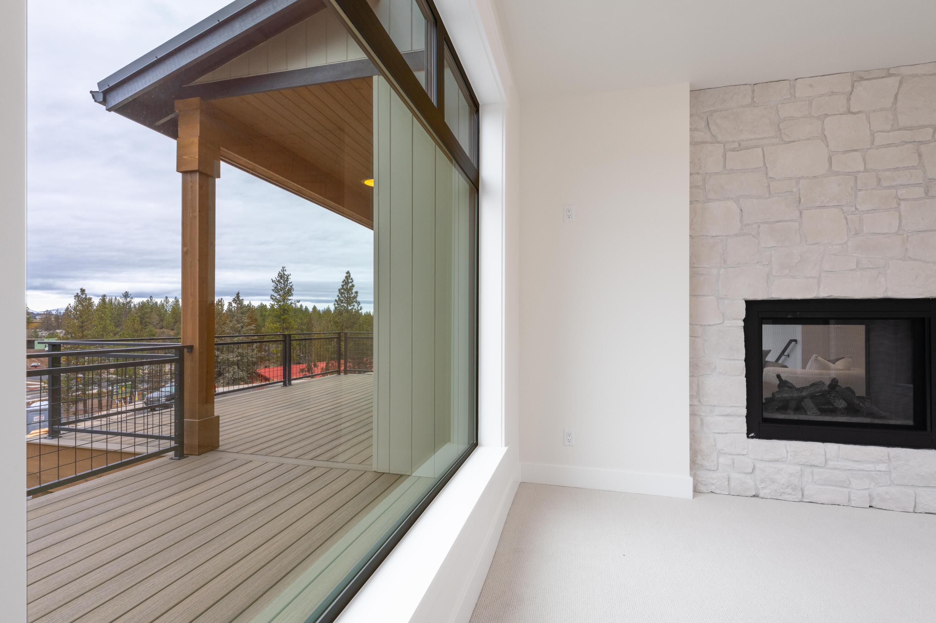 3032 NW Polarstar Avenue, Lot 33