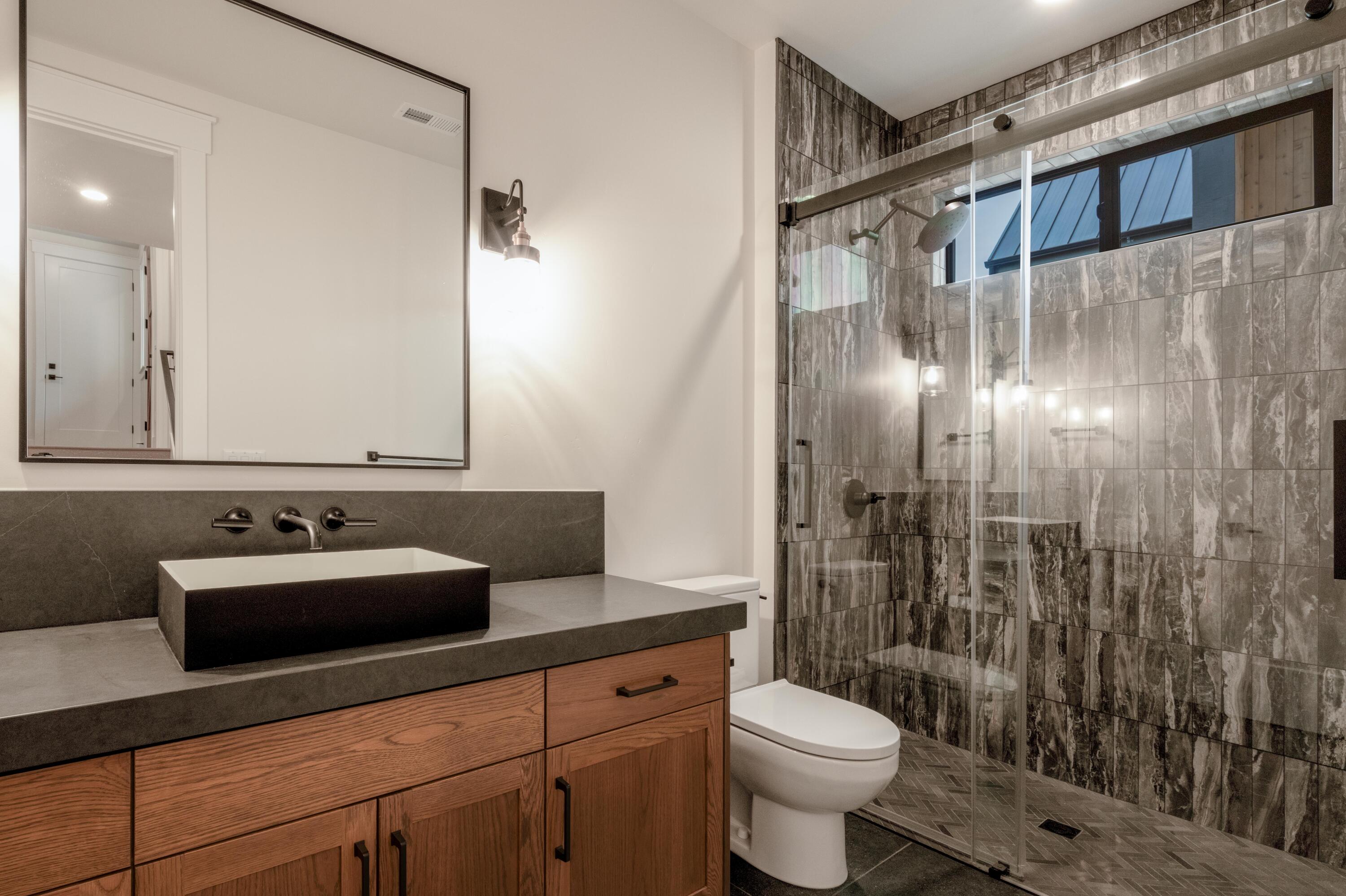 3032 NW Polarstar Avenue, Lot 33
