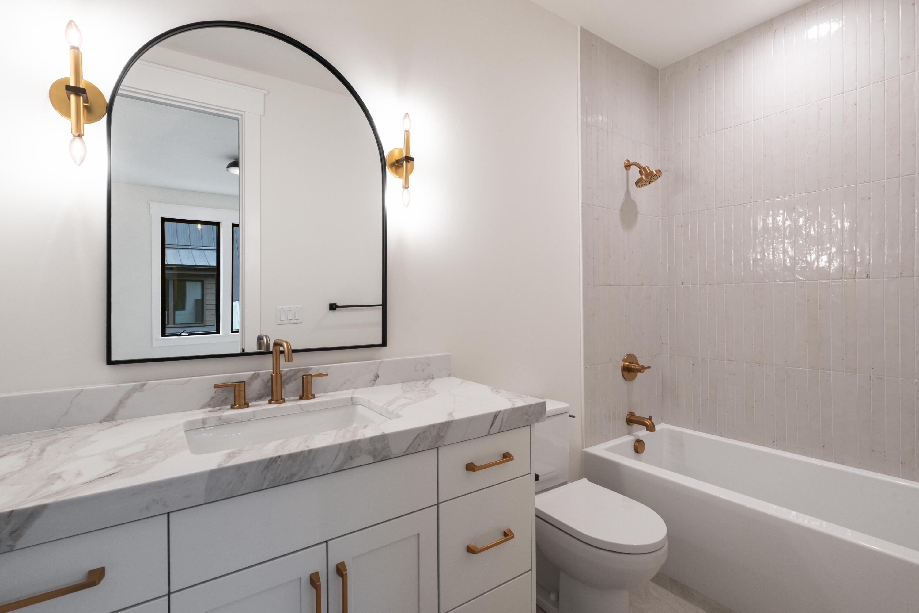 3032 NW Polarstar Avenue, Lot 33