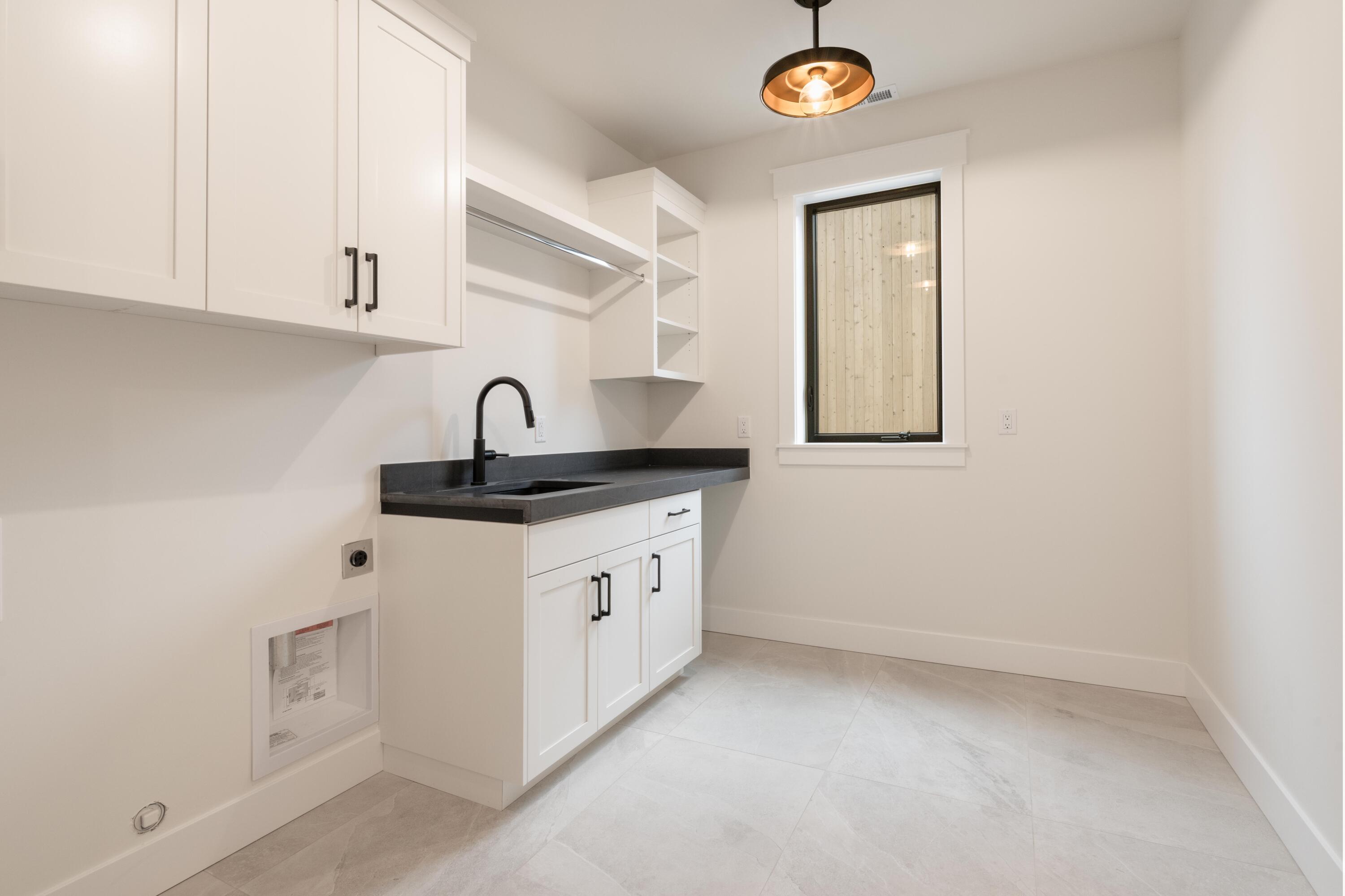 3032 NW Polarstar Avenue, Lot 33