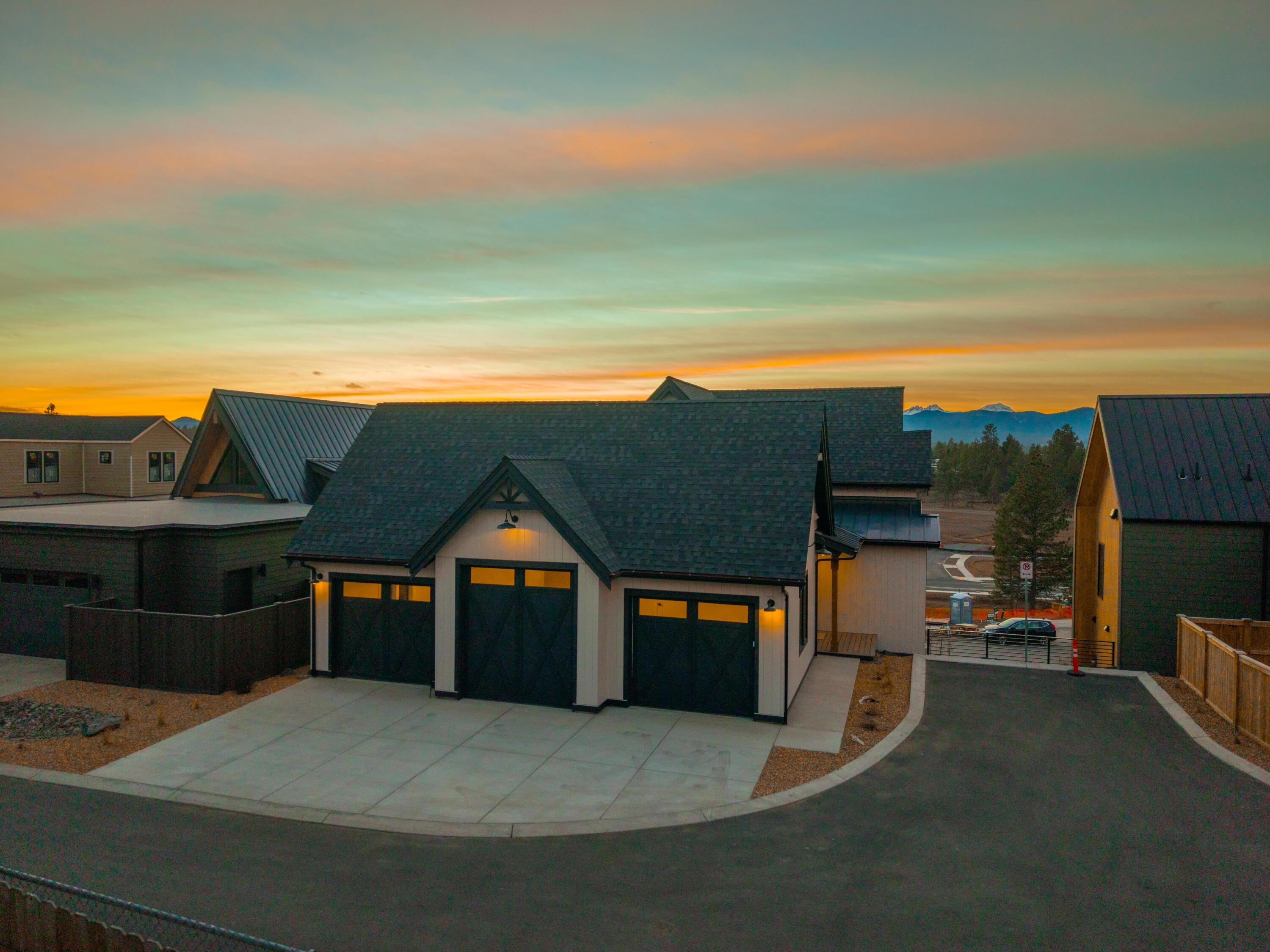 3032 NW Polarstar Avenue, Lot 33