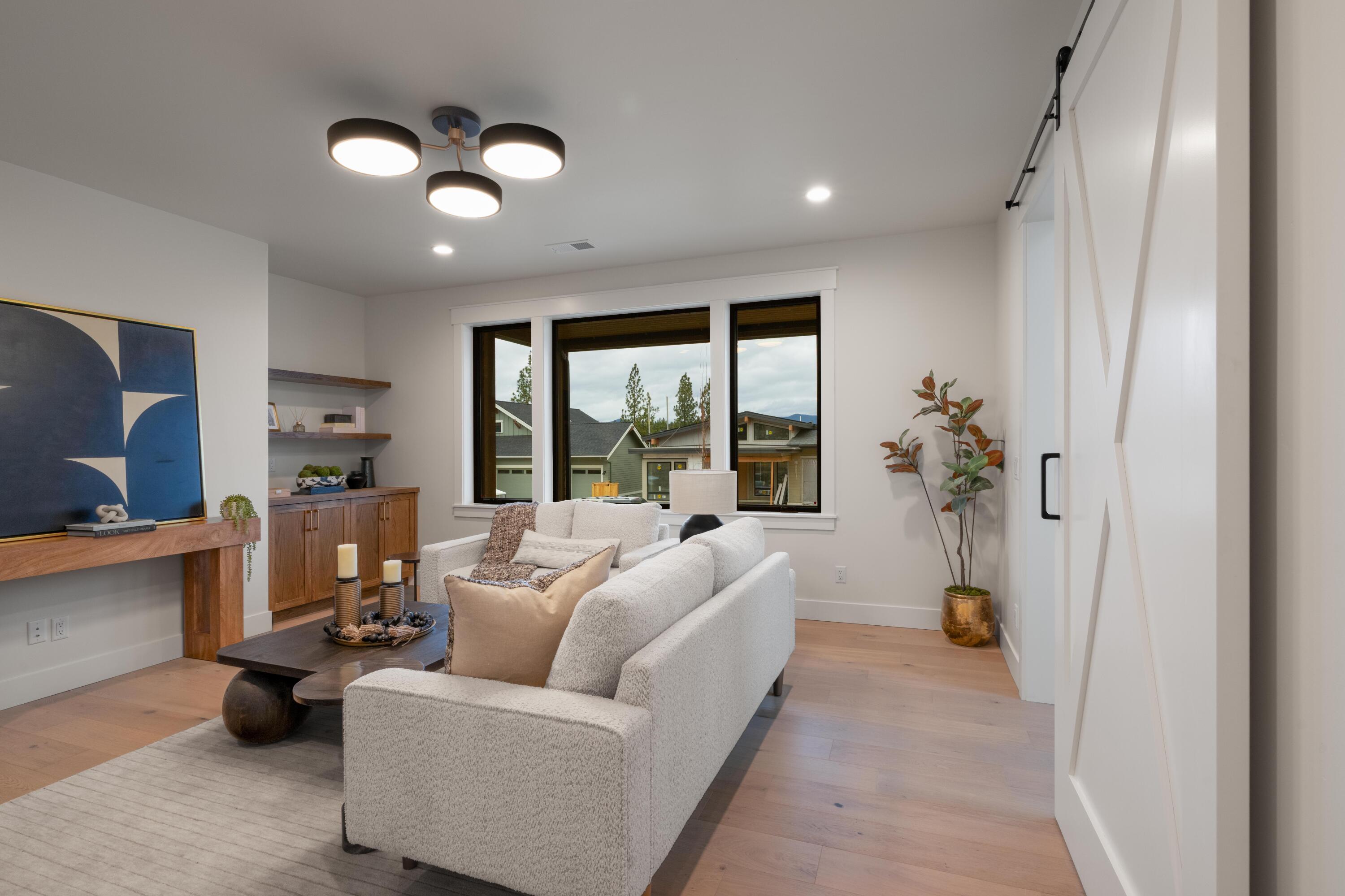 3032 NW Polarstar Avenue, Lot 33