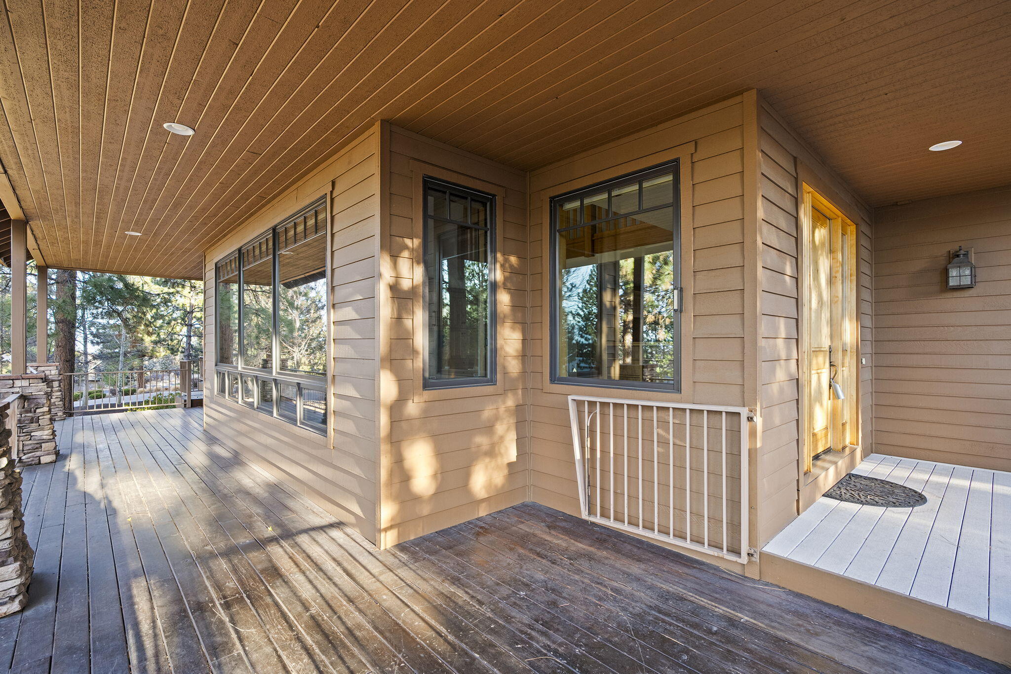 3338 NW Windwood Way